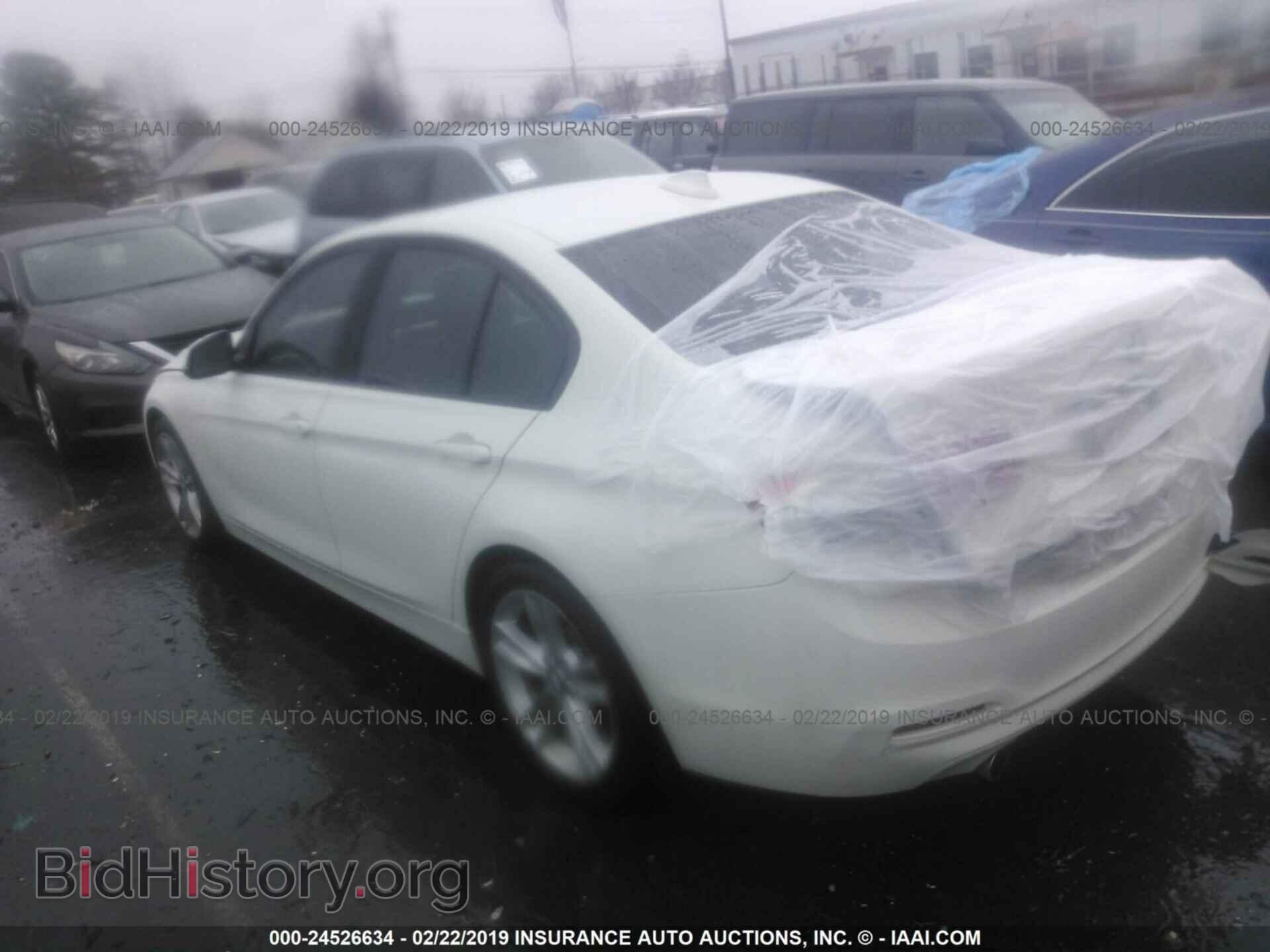 2017 BMW 320 - VIN: WBA8A9C36HK620522 - Photo 3