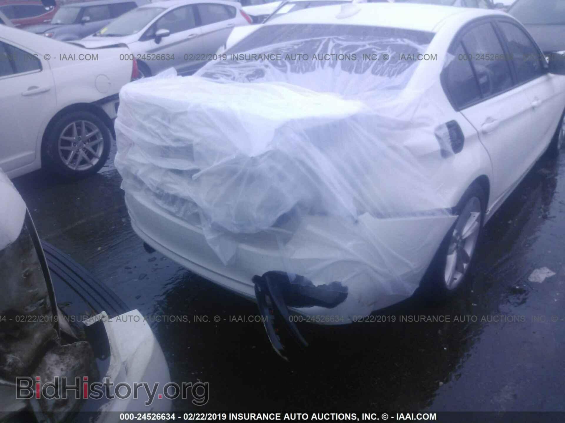 2017 BMW 320 - VIN: WBA8A9C36HK620522 - Photo 6