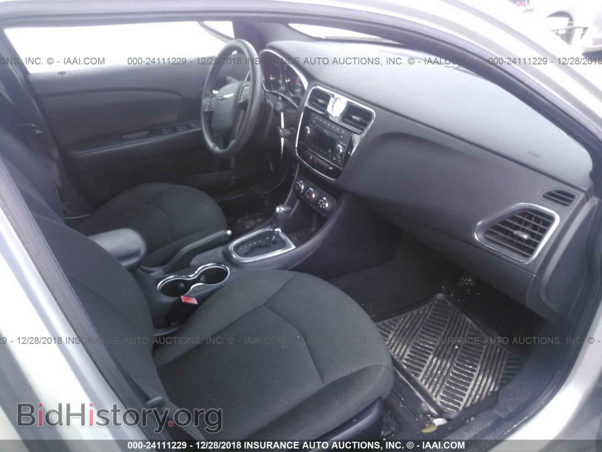 2011 CHRYSLER 200 - VIN: 1C3BC4FBXBN536481 - Photo 5