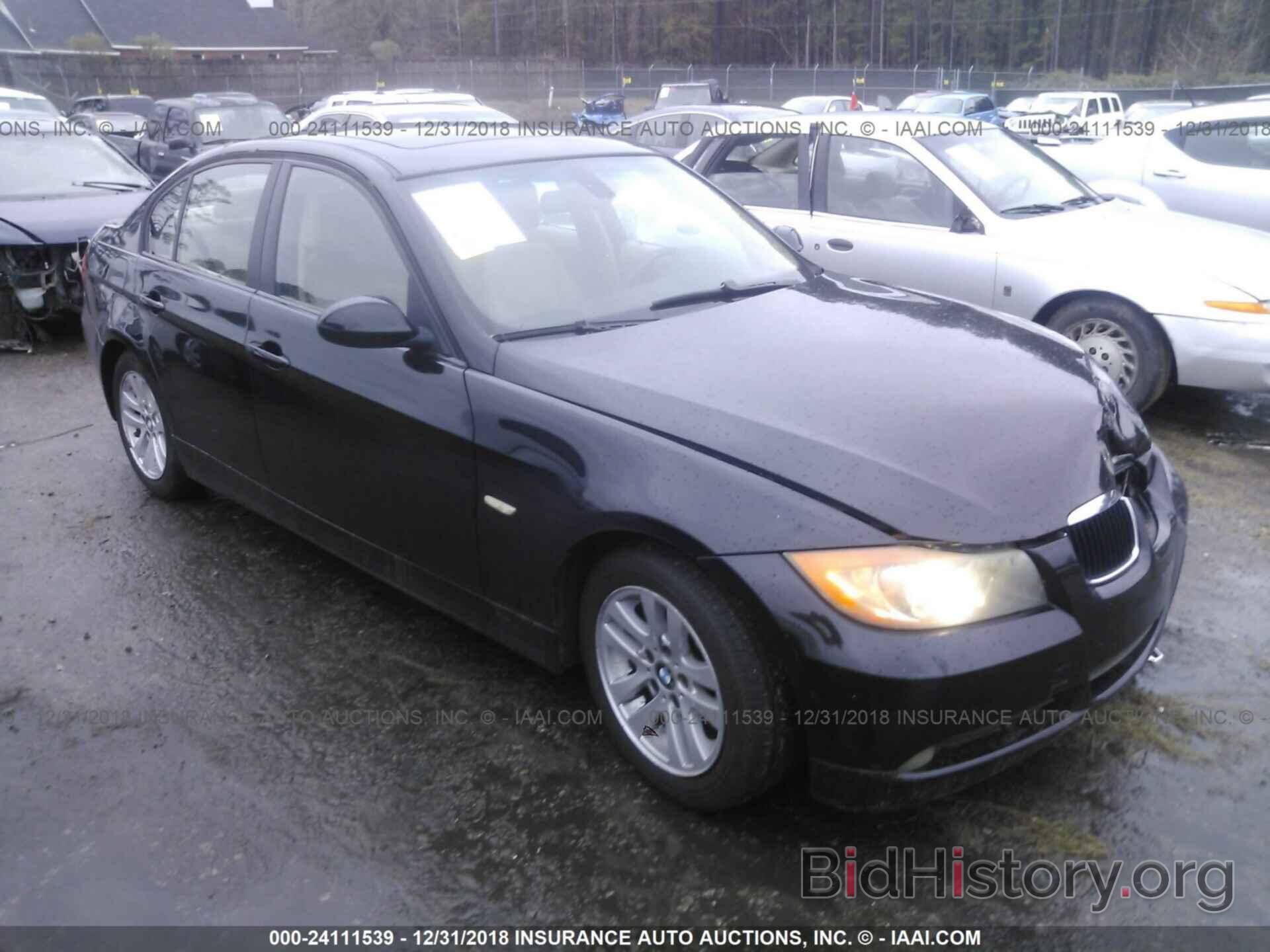 Photo WBAVA33527KX76864 - BMW 328 2007