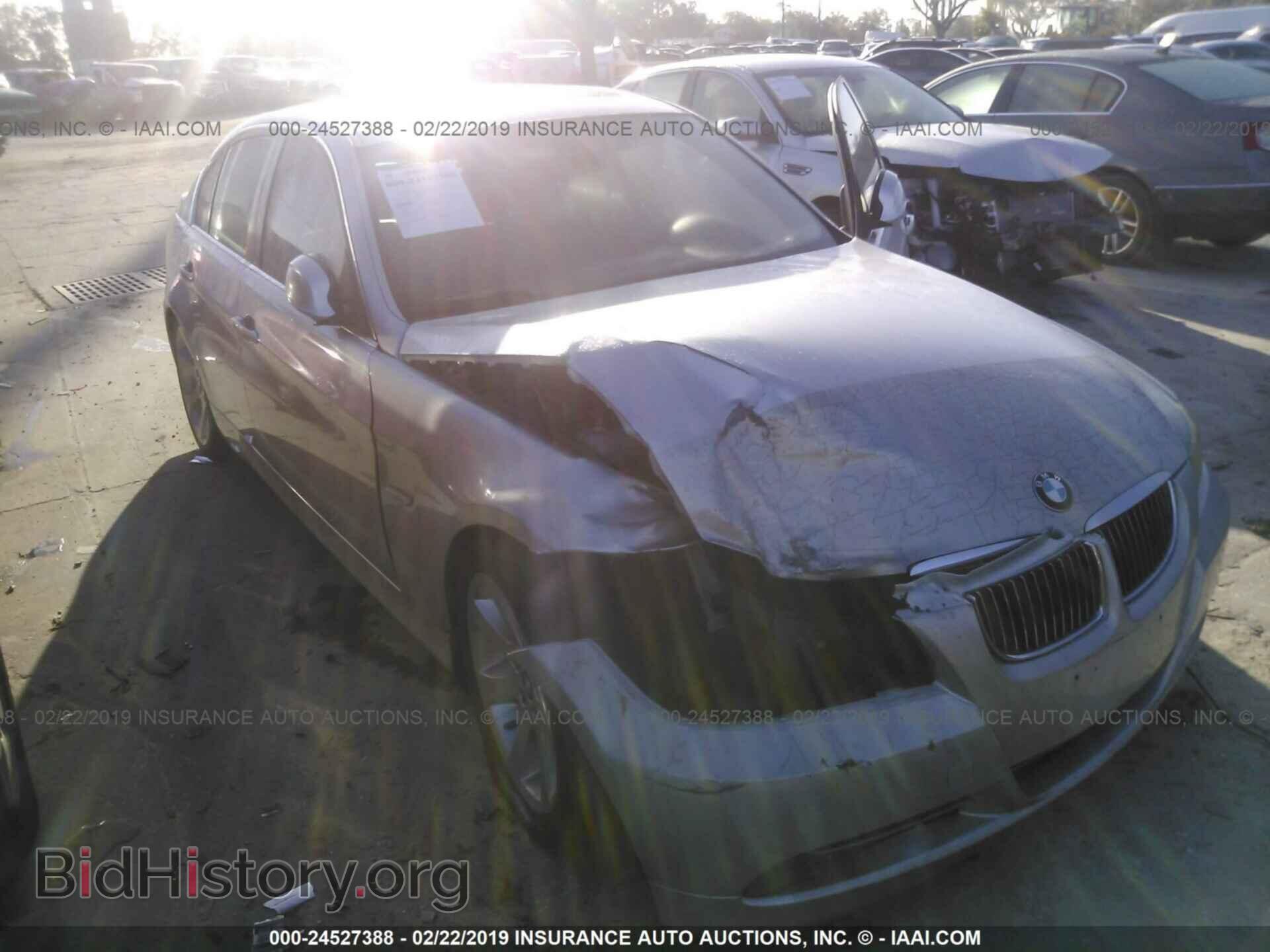 Photo WBAVB33526KR81788 - BMW 330 2006