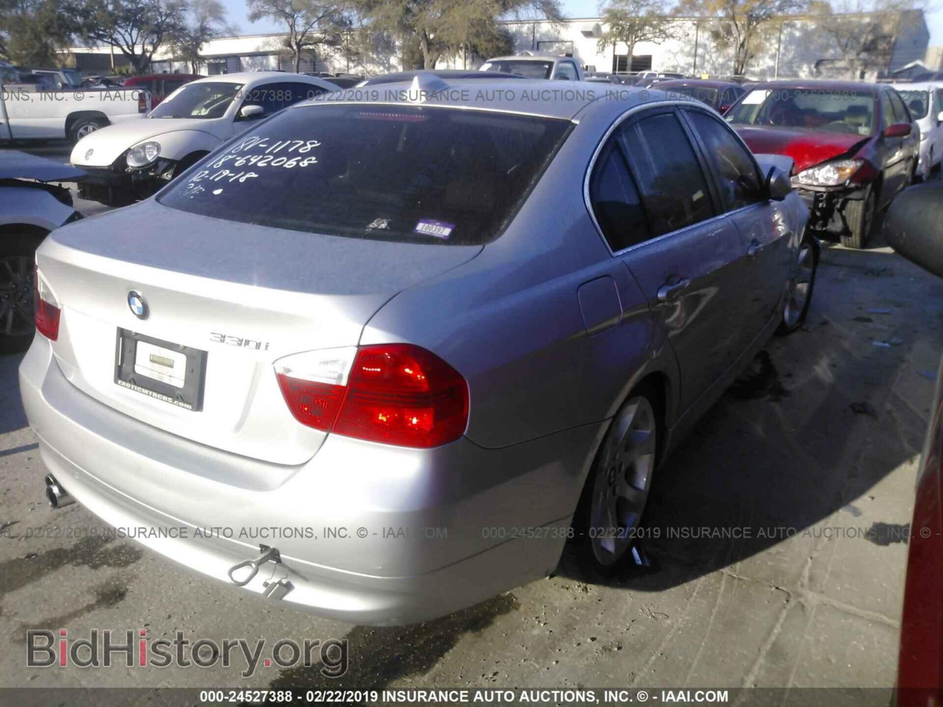 2006 BMW 330 - VIN: WBAVB33526KR81788 - Фото 4