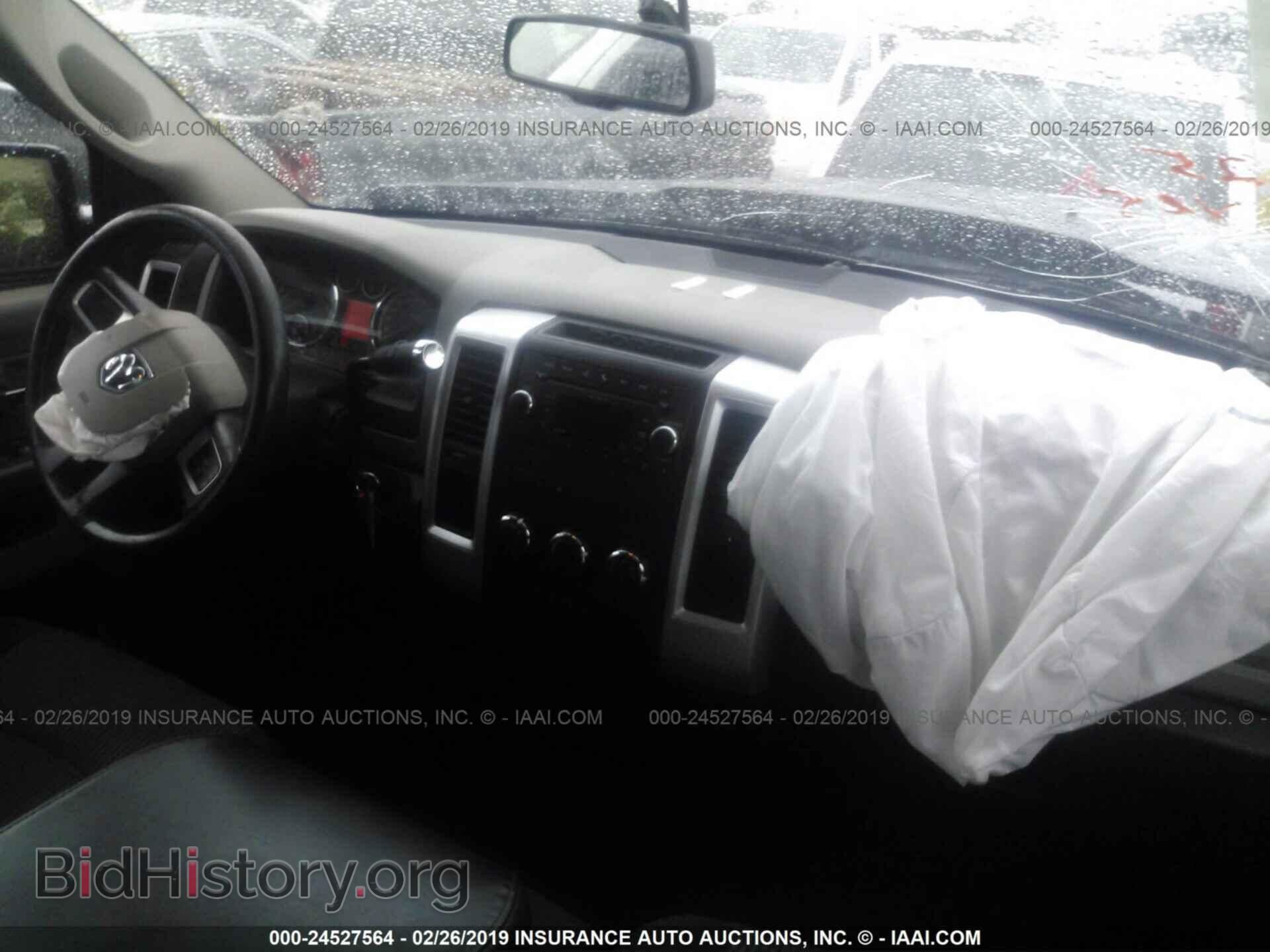 2010 DODGE RAM 1500 - VIN: 1D7RB1GT0AS250874 - Фото 5