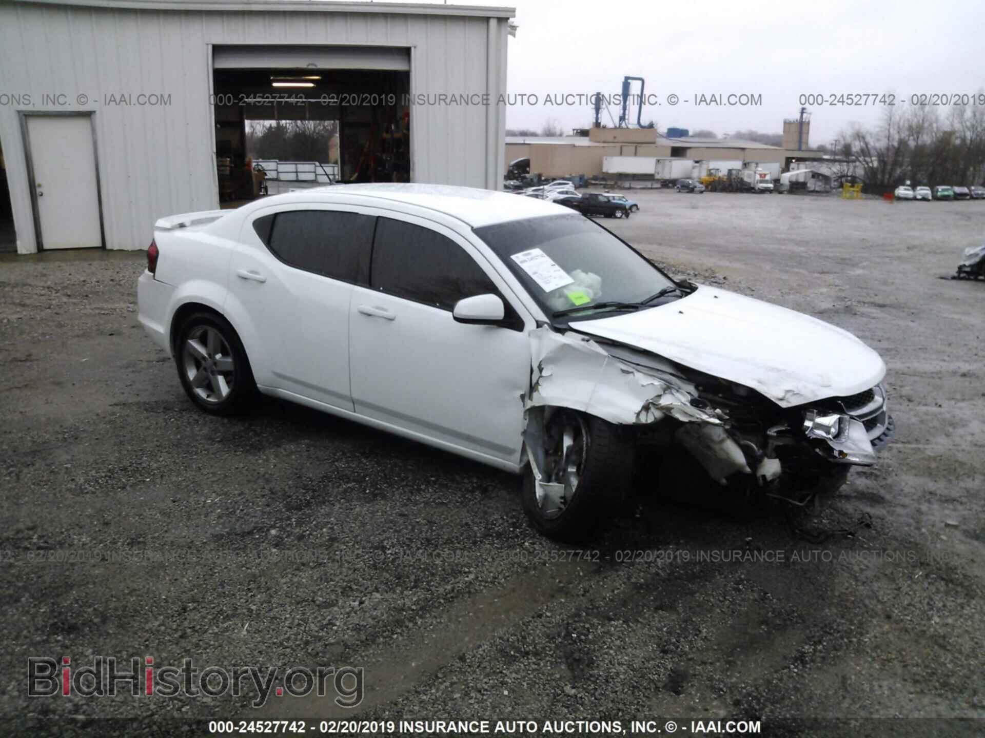 Фотография 1B3BD2FG9BN587058 - DODGE AVENGER 2011