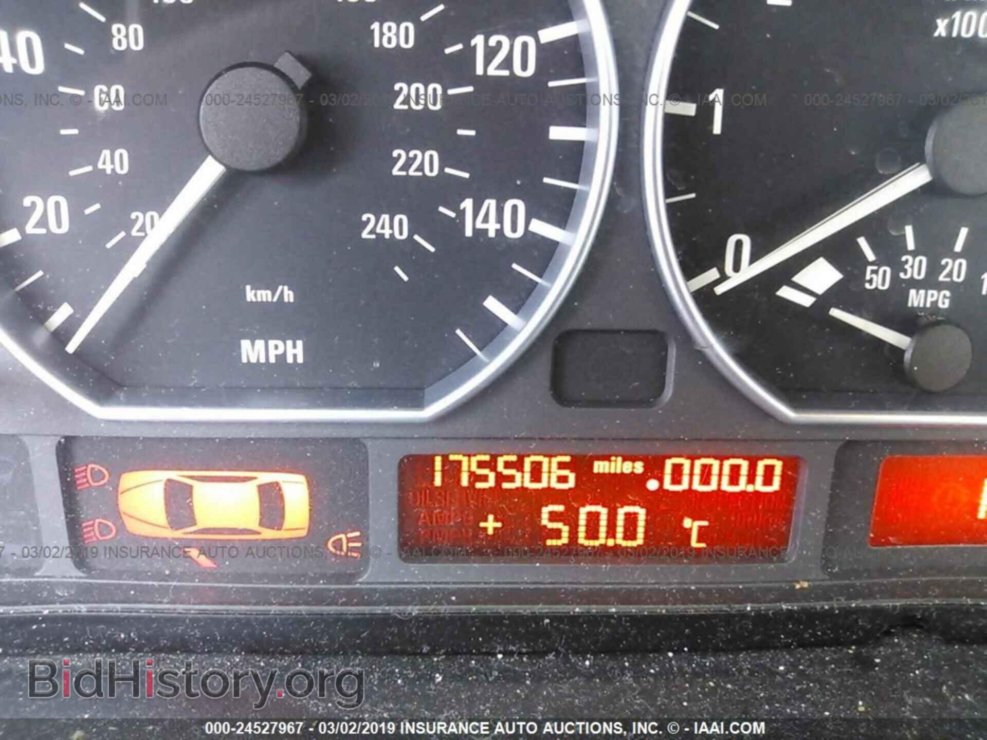 2003 BMW 330 - VIN: WBAEV53413KM29057 - Фото 7