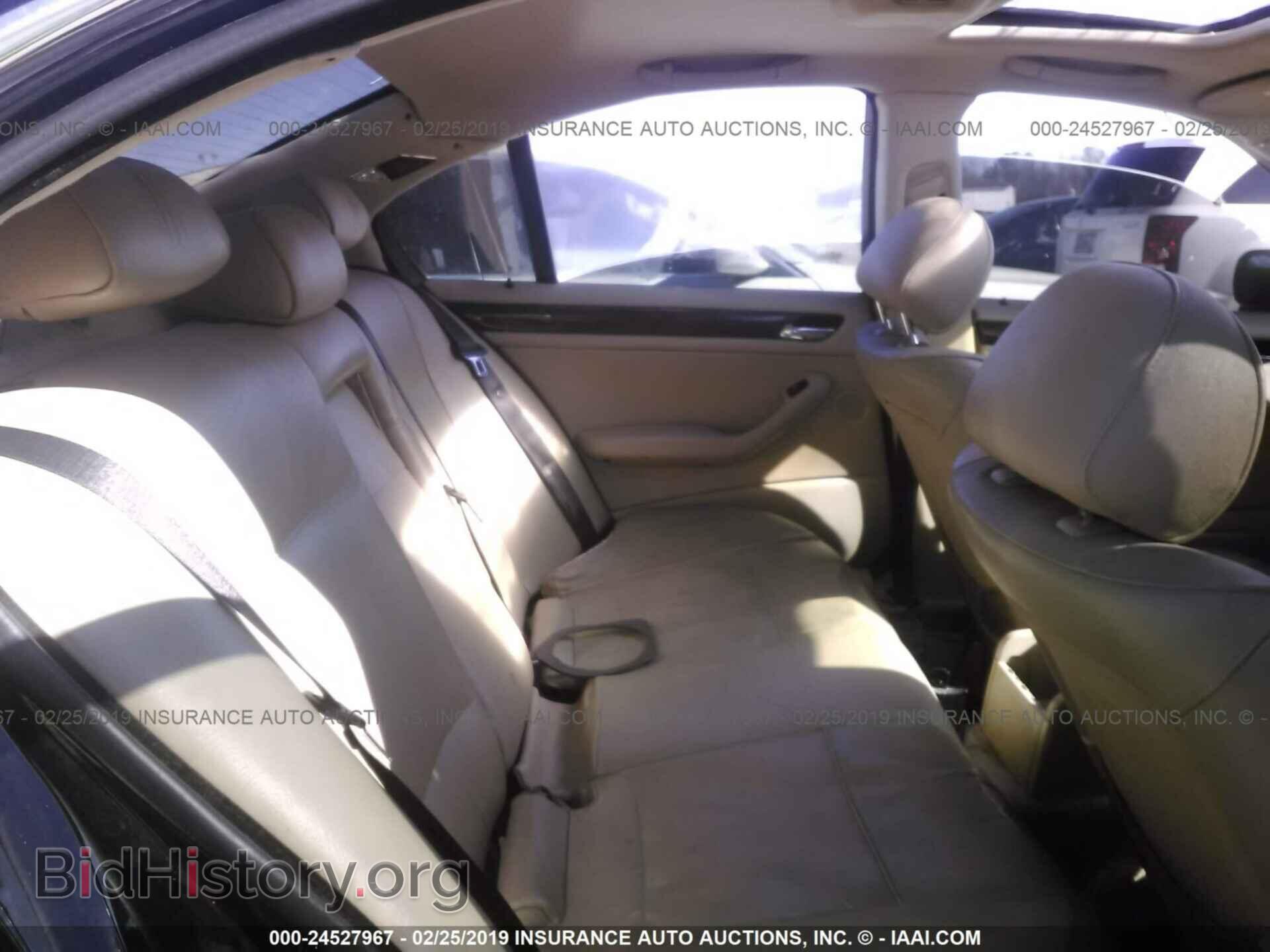 2003 BMW 330 - VIN: WBAEV53413KM29057 - Фото 8