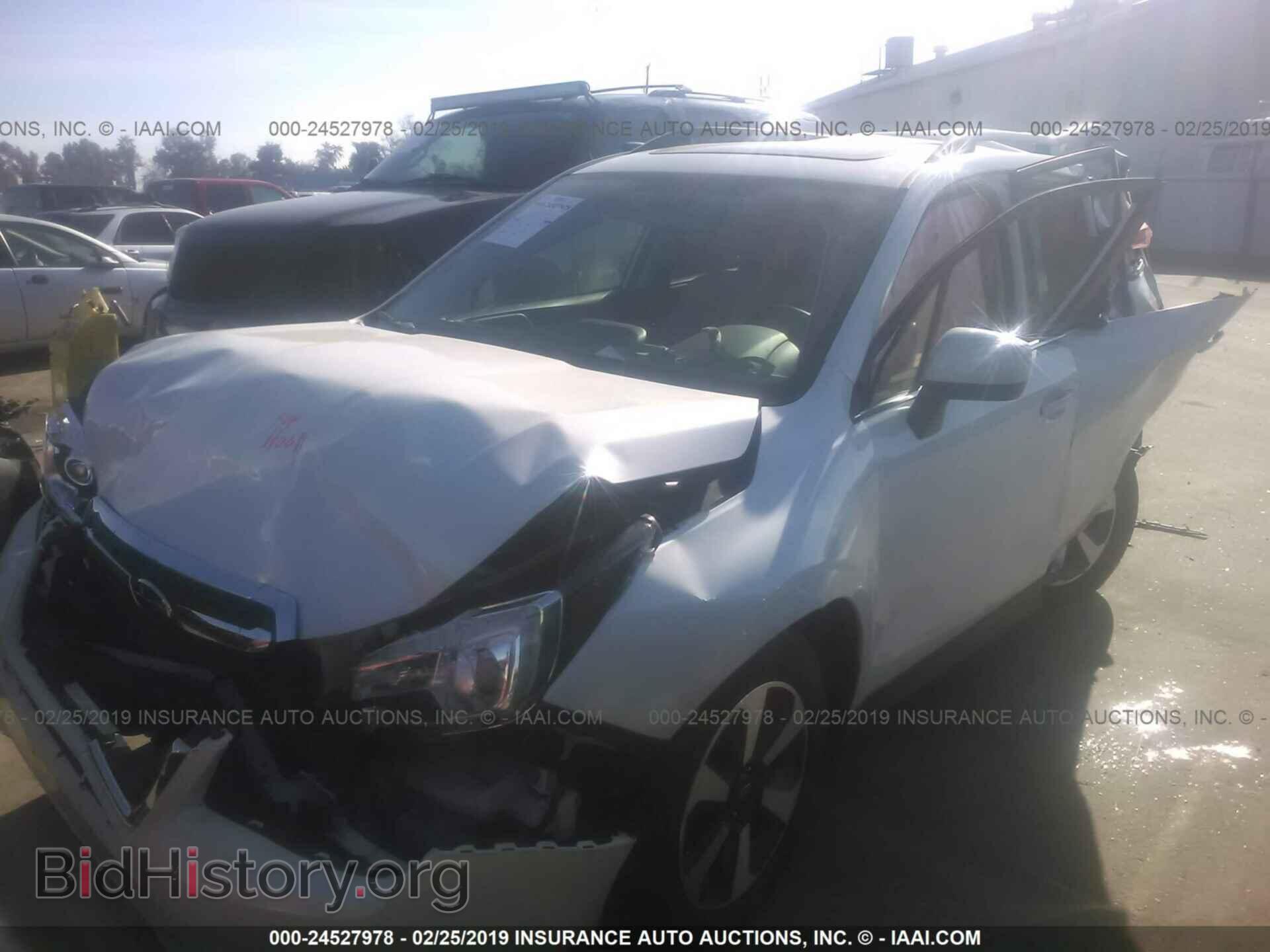 2017 SUBARU FORESTER - VIN: JF2SJARCXHH800618 - Фото 2