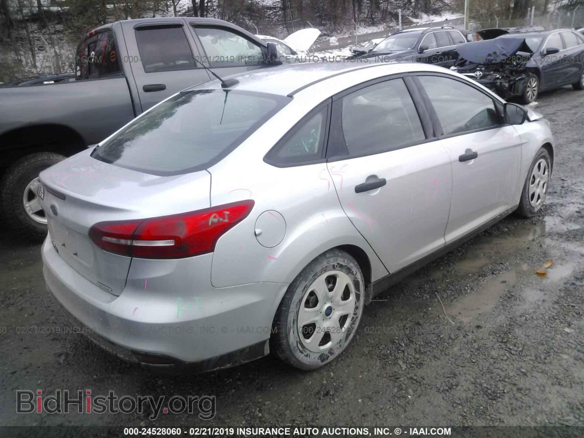 2016 FORD FOCUS - VIN: 1FADP3E20GL237076 - Photo 4