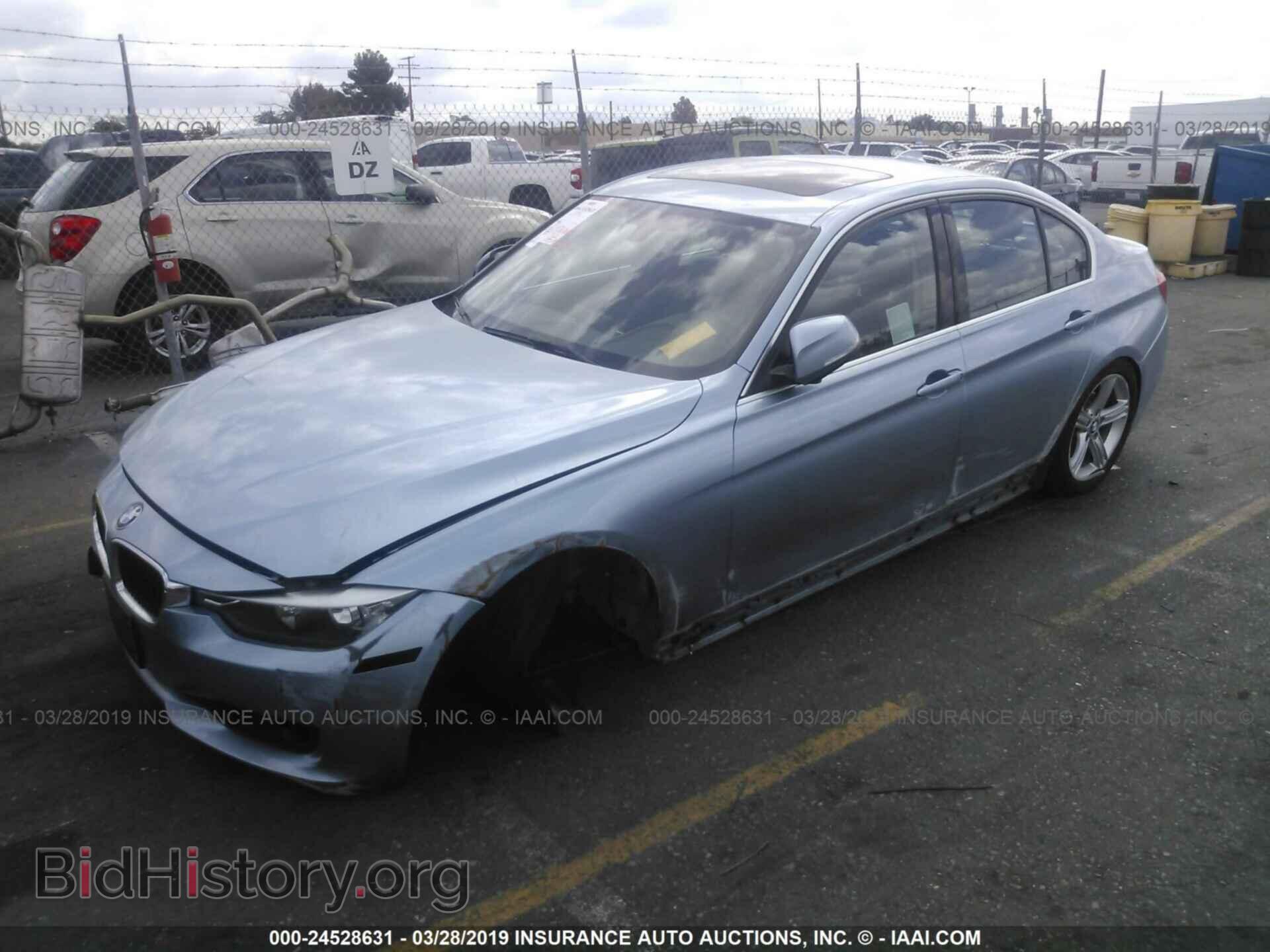 2015 BMW 328 - VIN: WBA3A5G52FNP34513 - Фото 2