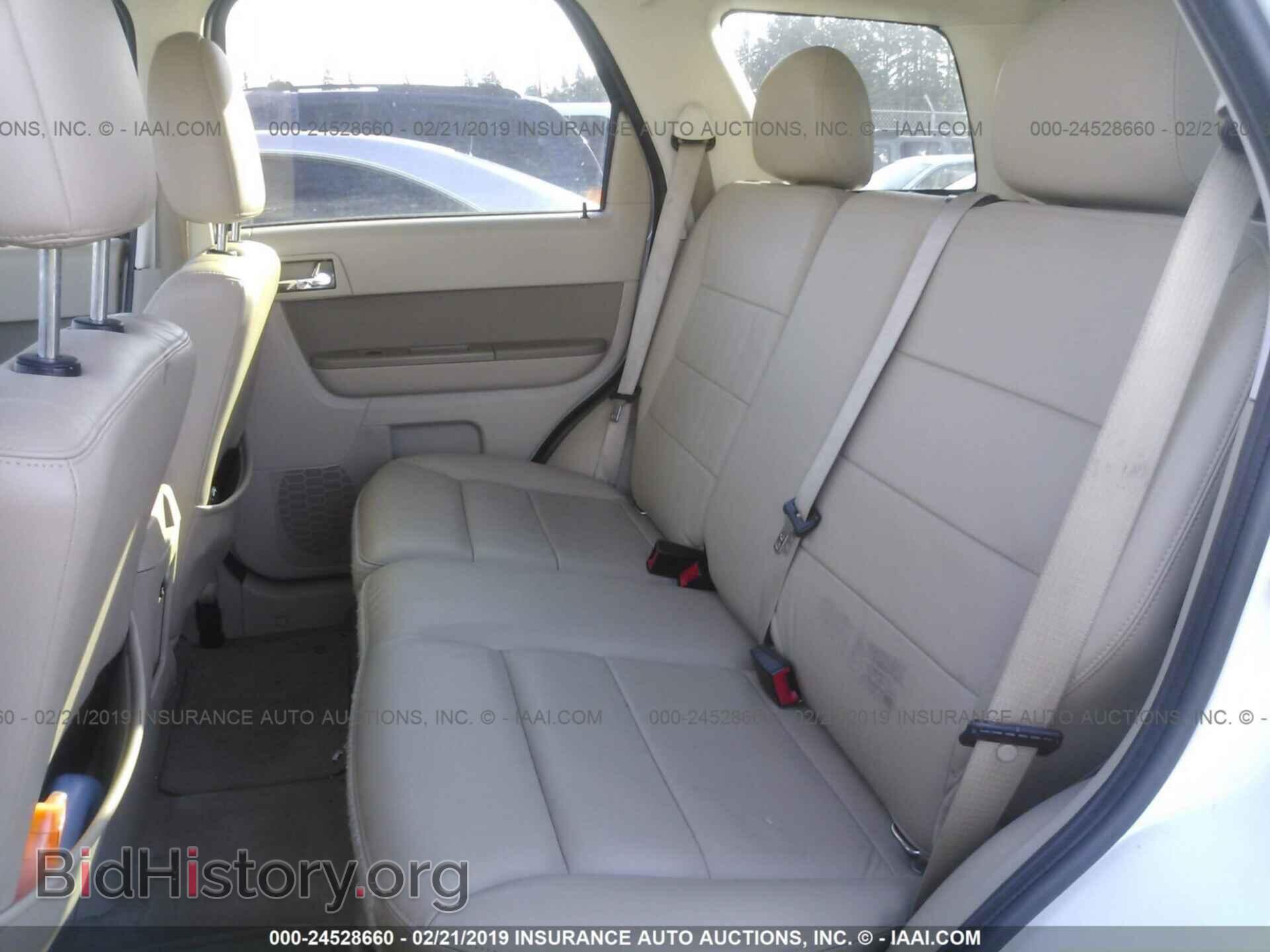 2011 FORD ESCAPE - VIN: 1FMCU9EG3BKB14508 - Photo 8