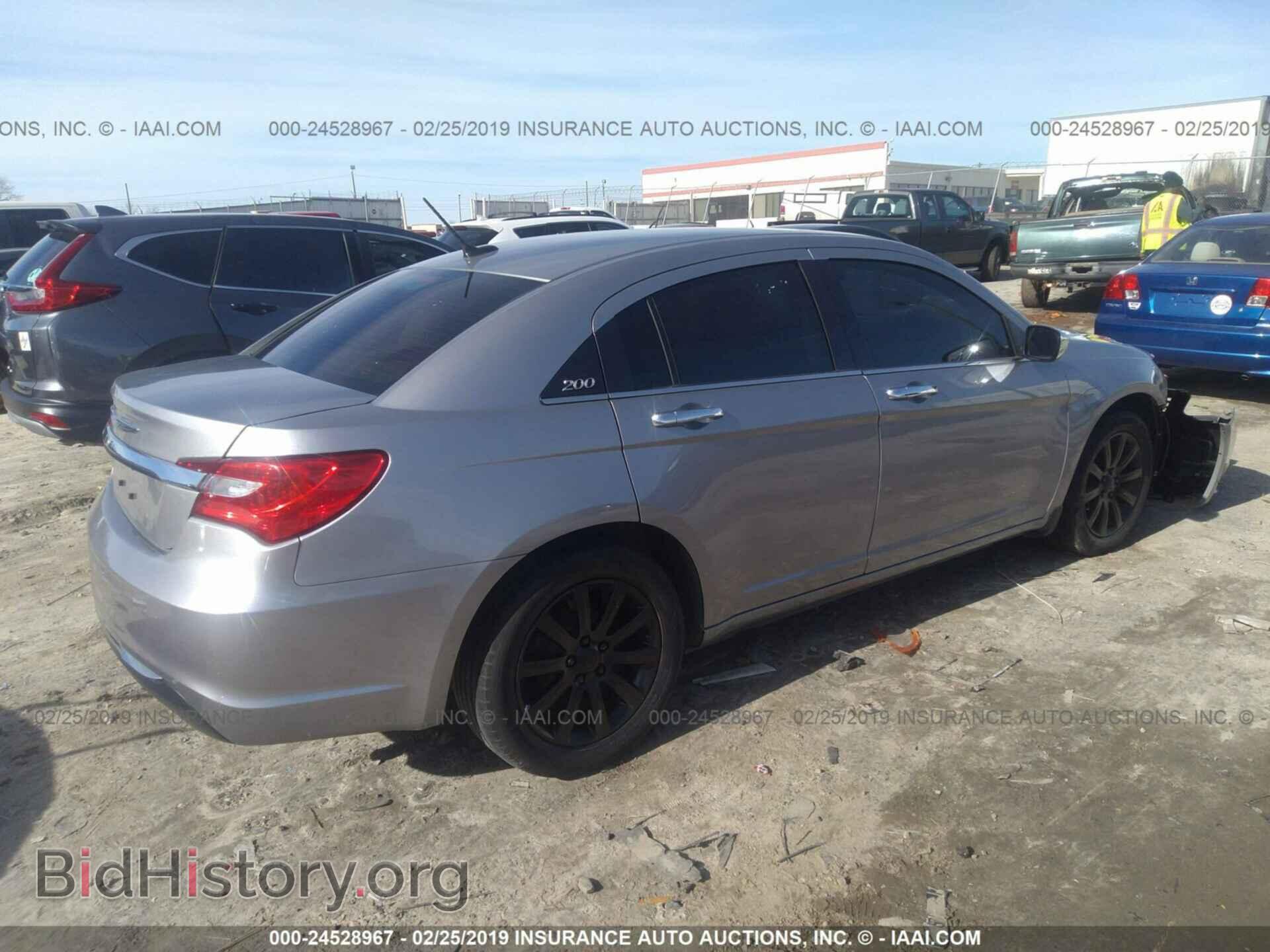 2013 CHRYSLER 200 - VIN: 1C3CCBCGXDN595073 - Photo 4