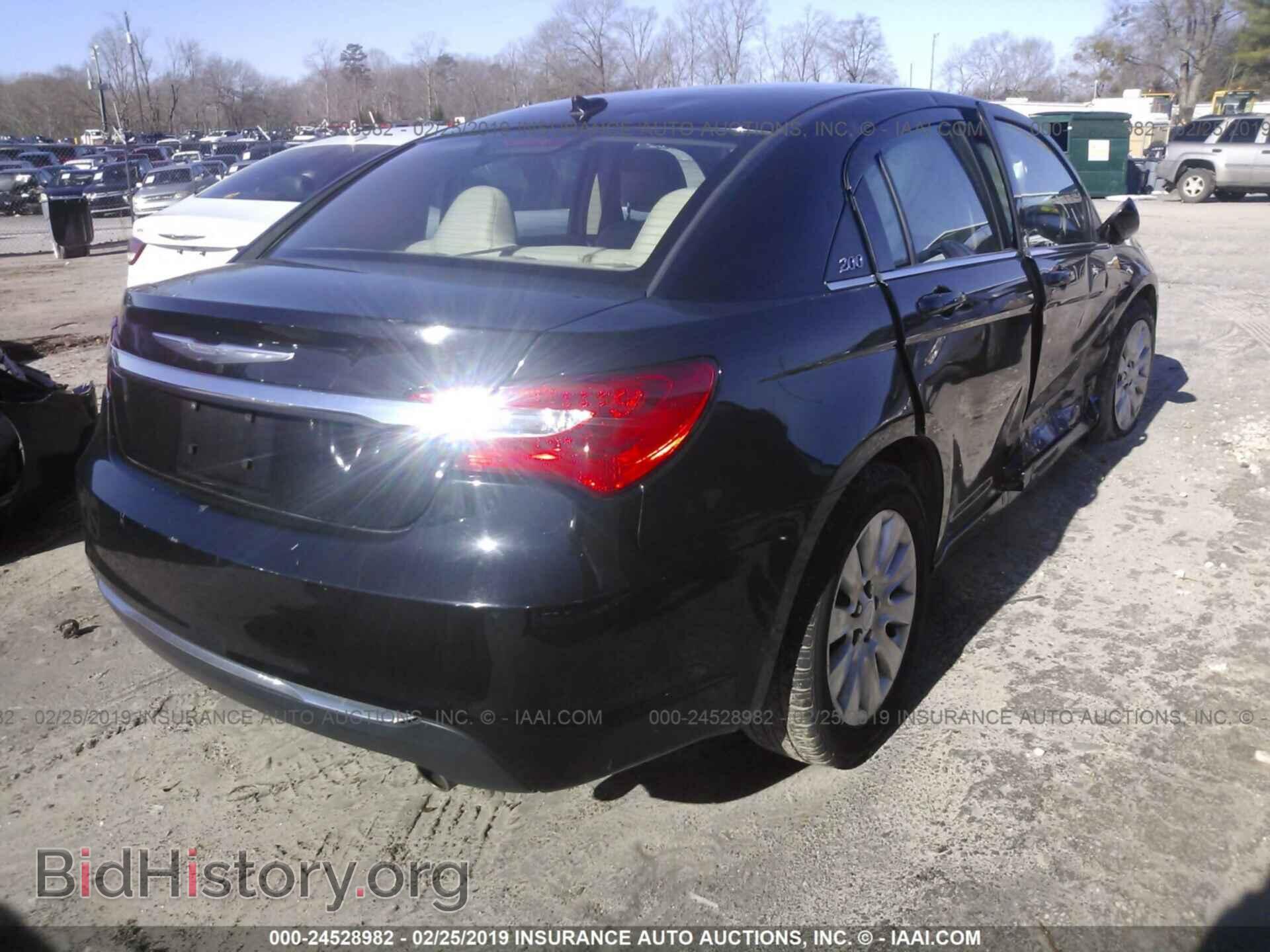 2013 CHRYSLER 200 - VIN: 1C3CCBAG8DN723555 - Photo 4