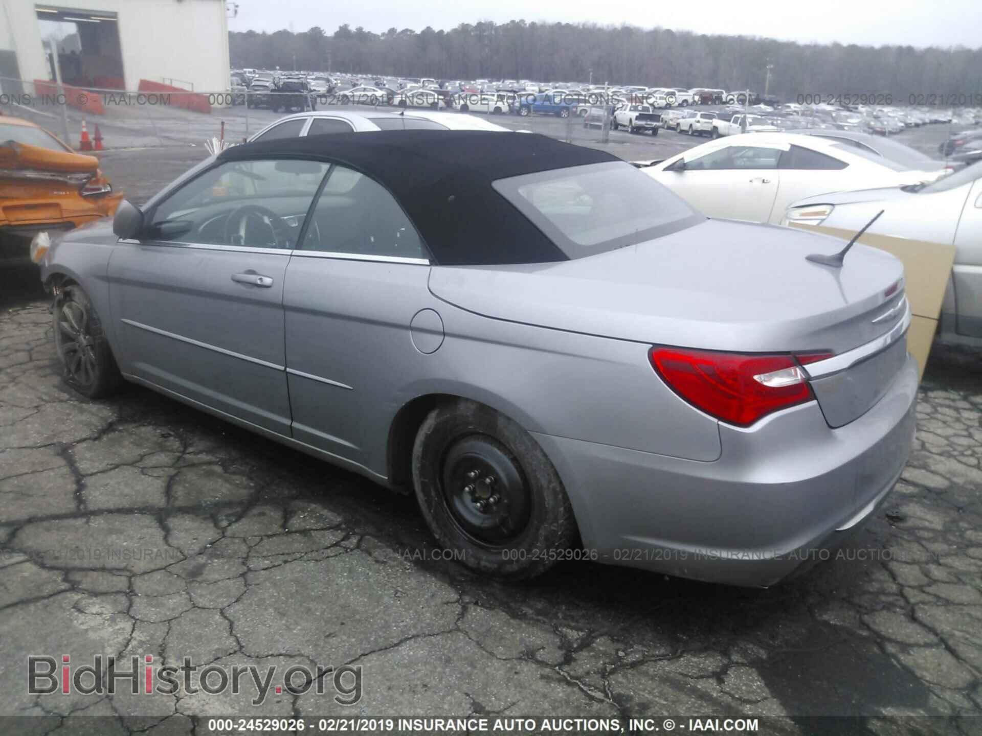 2013 CHRYSLER 200 - VIN: 1C3BCBEB1DN635411 - Photo 3