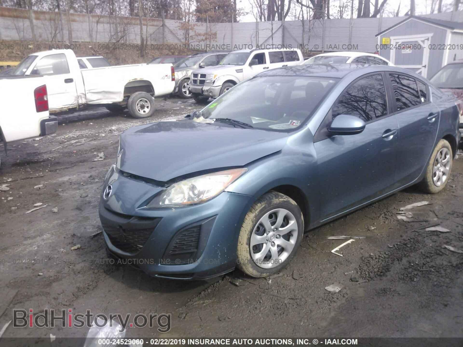 2011 MAZDA 3 - VIN: JM1BL1UG8B1379923 - Photo 2