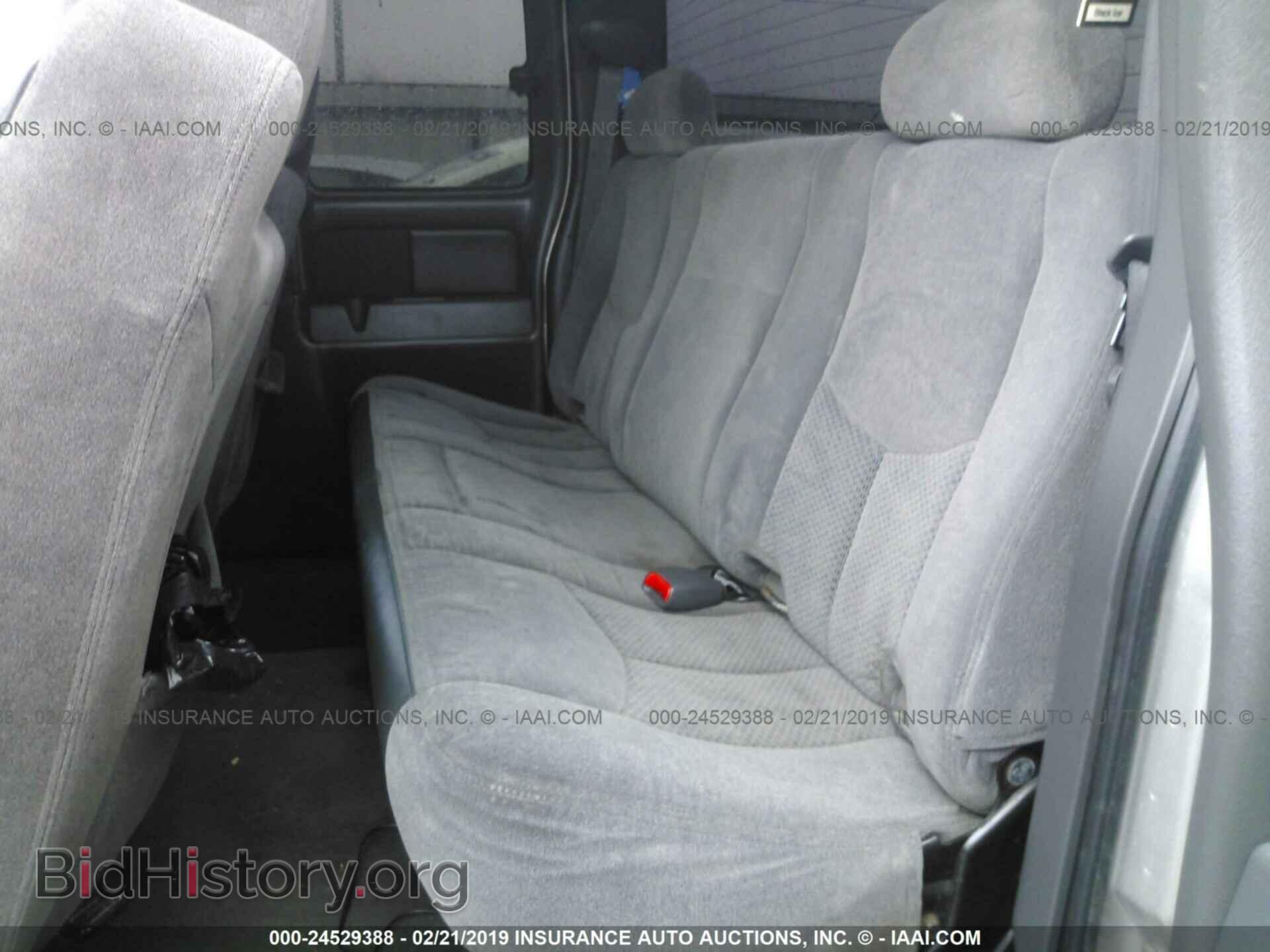 2005 Chevrolet Silverado - VIN: 2GCEC19N851314556 - Фото 8