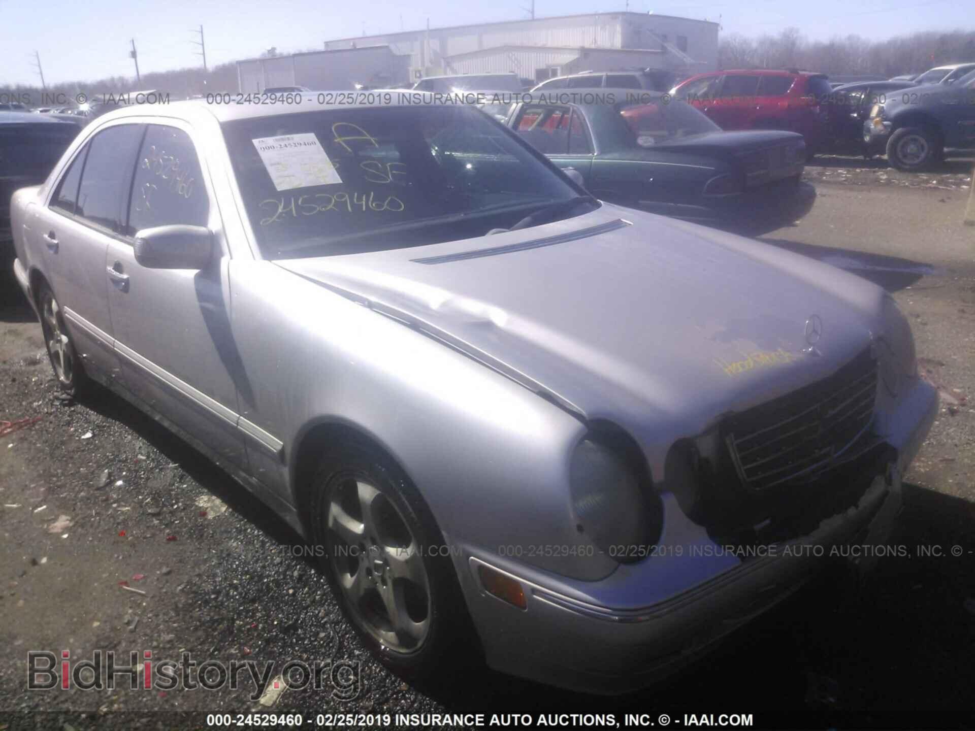 Photo WDBJF65J22B496545 - MERCEDES-BENZ E 2002