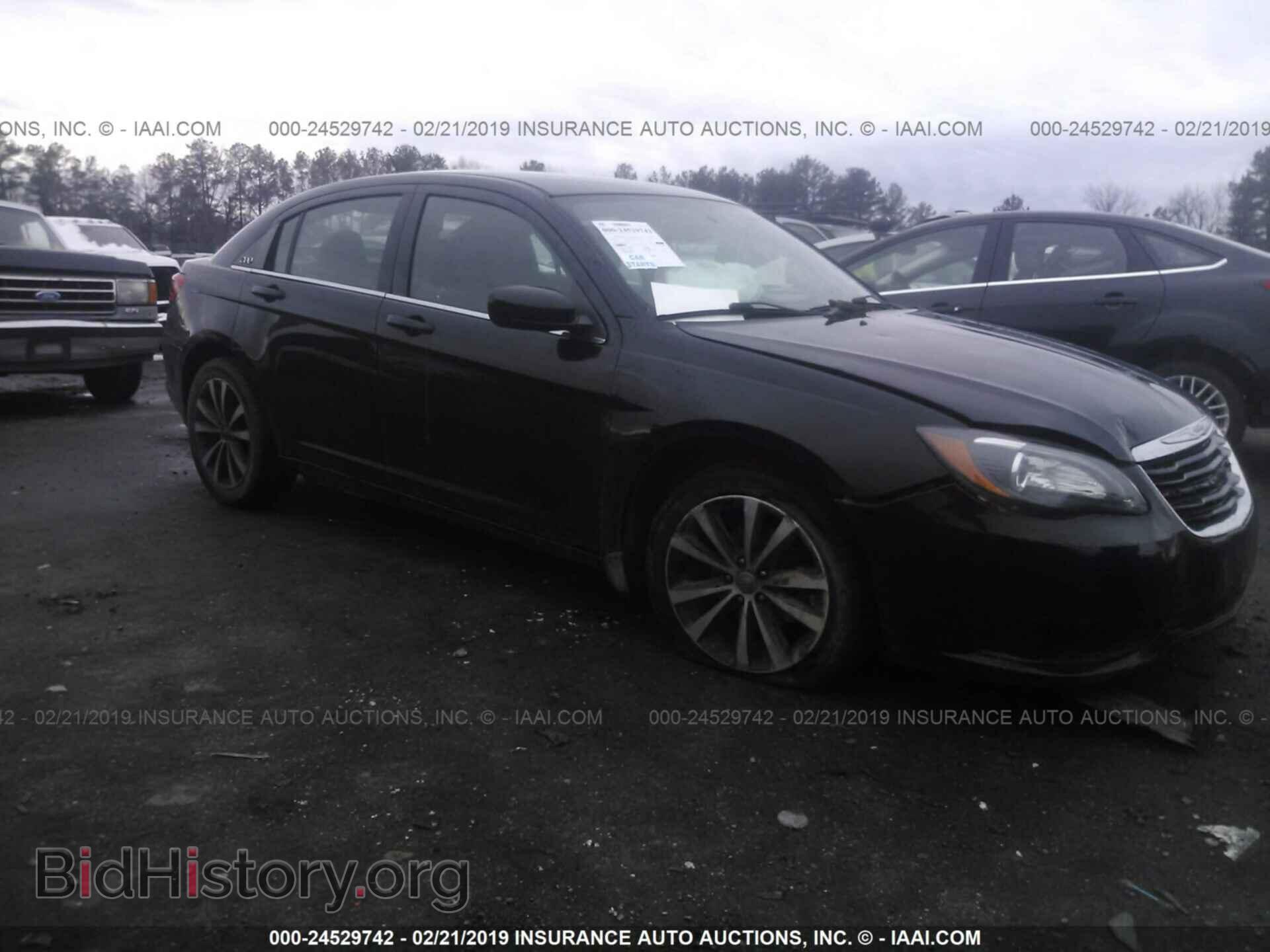 Фотография 1C3BC8FG4BN606947 - CHRYSLER 200 2011