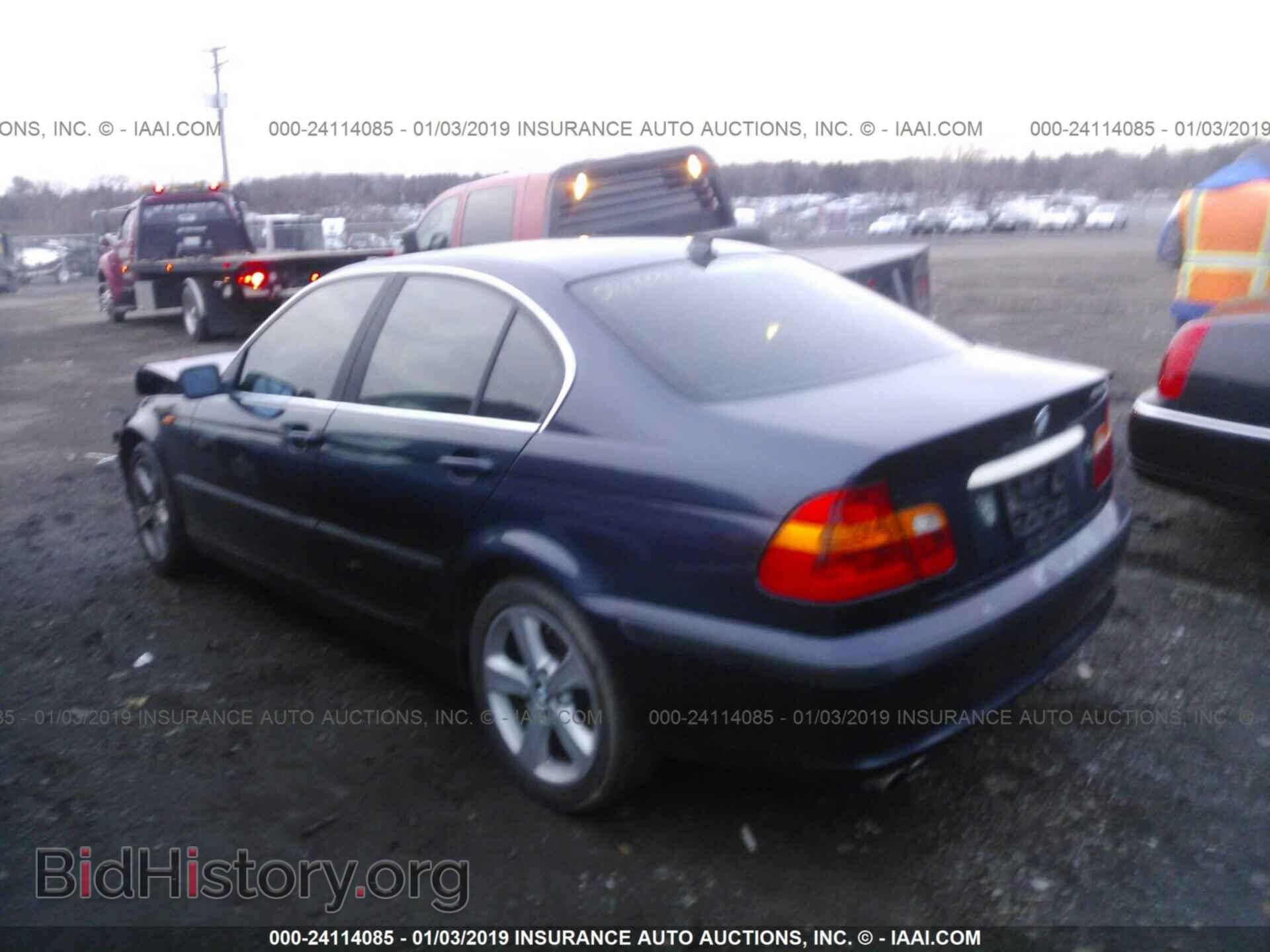 2004 BMW 330 - VIN: WBAEW534X4PN32009 - Фото 3