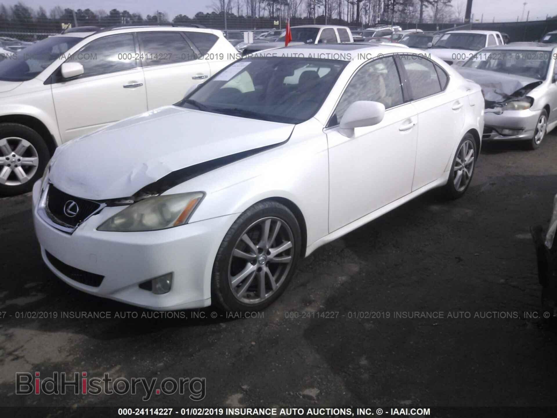 2007 LEXUS IS - VIN: JTHBK262X72057231 - Photo 2