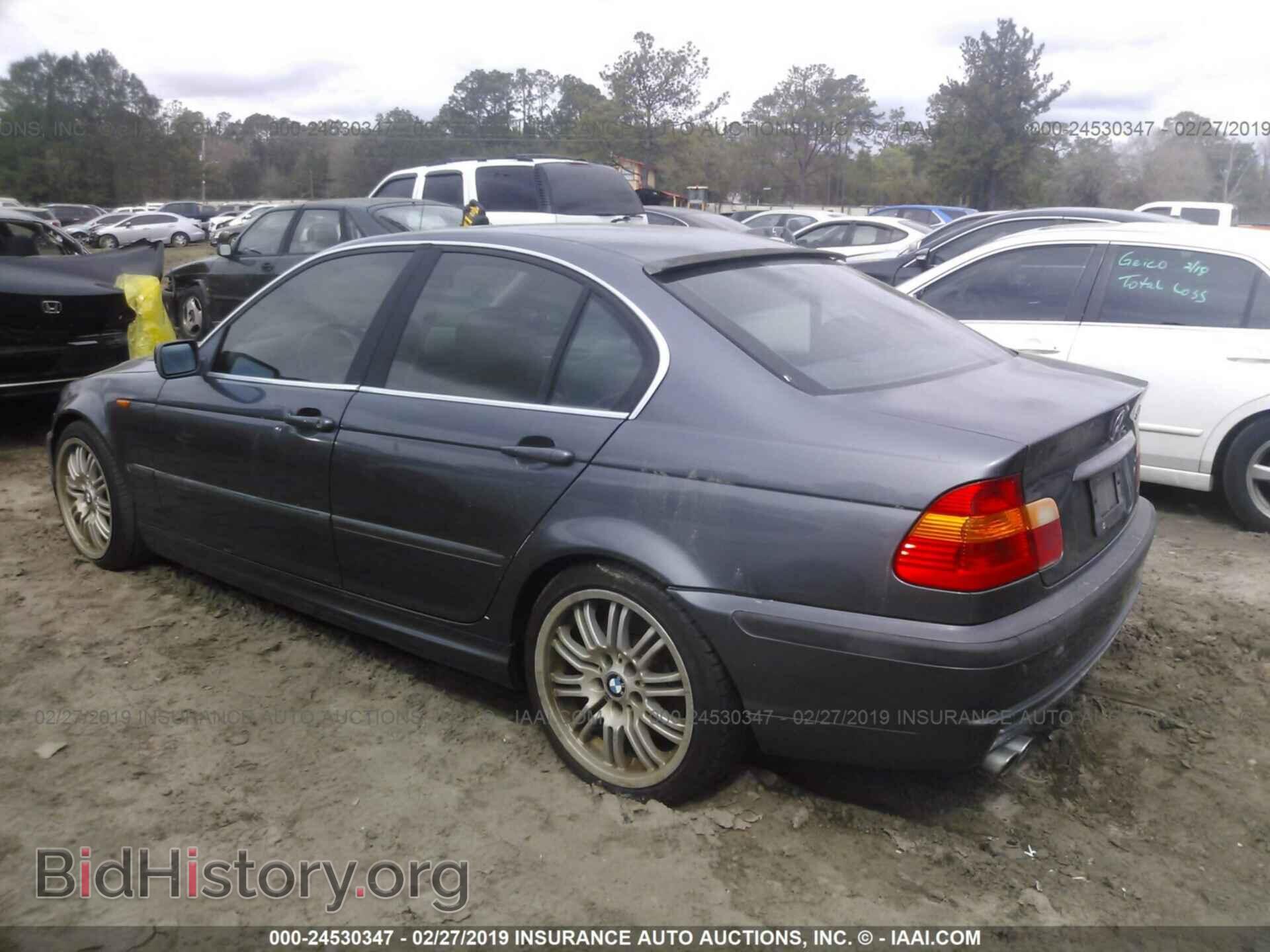 2003 BMW 330 - VIN: WBAEV53473KM25143 - Фото 3