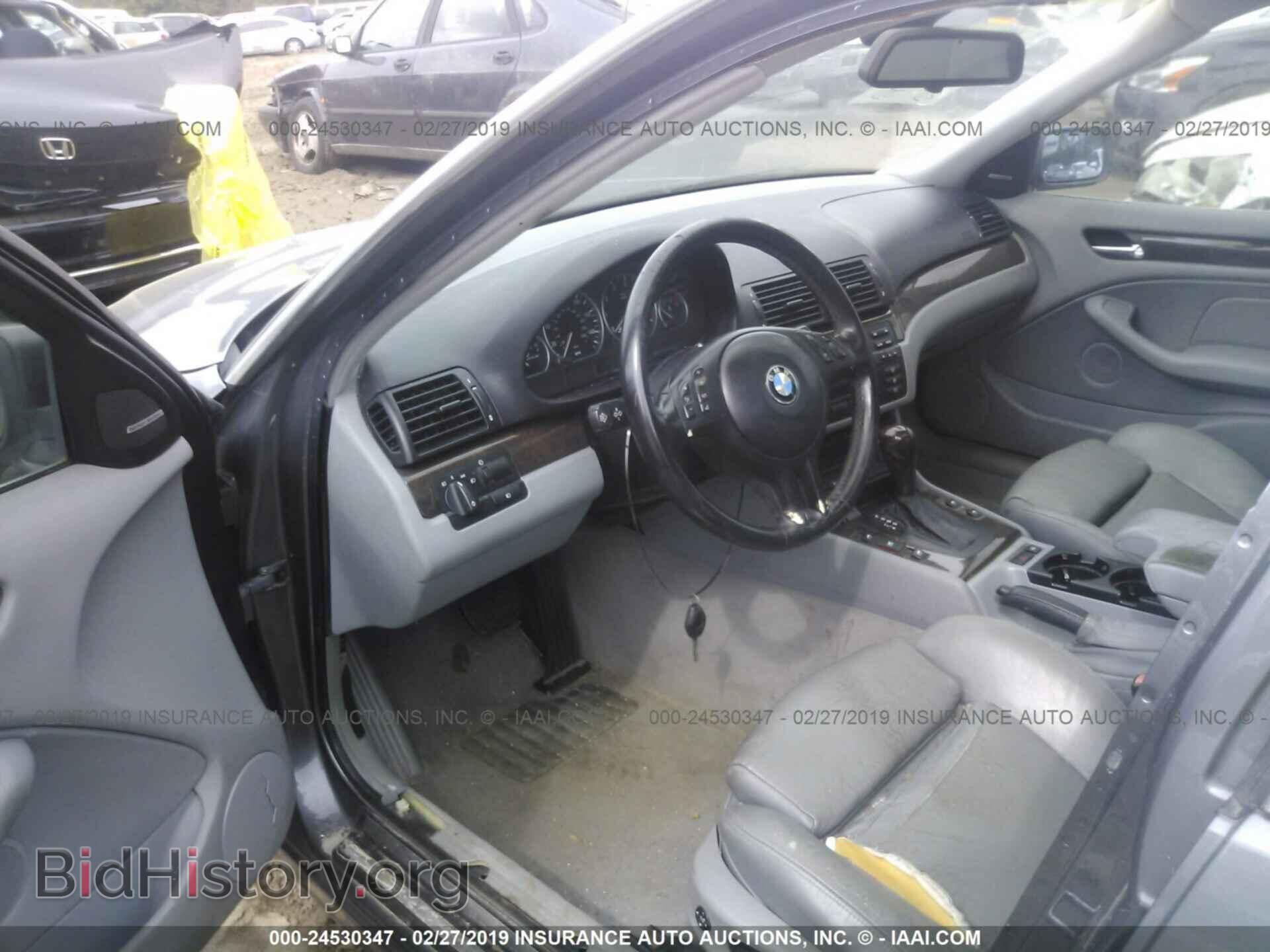 2003 BMW 330 - VIN: WBAEV53473KM25143 - Фото 5
