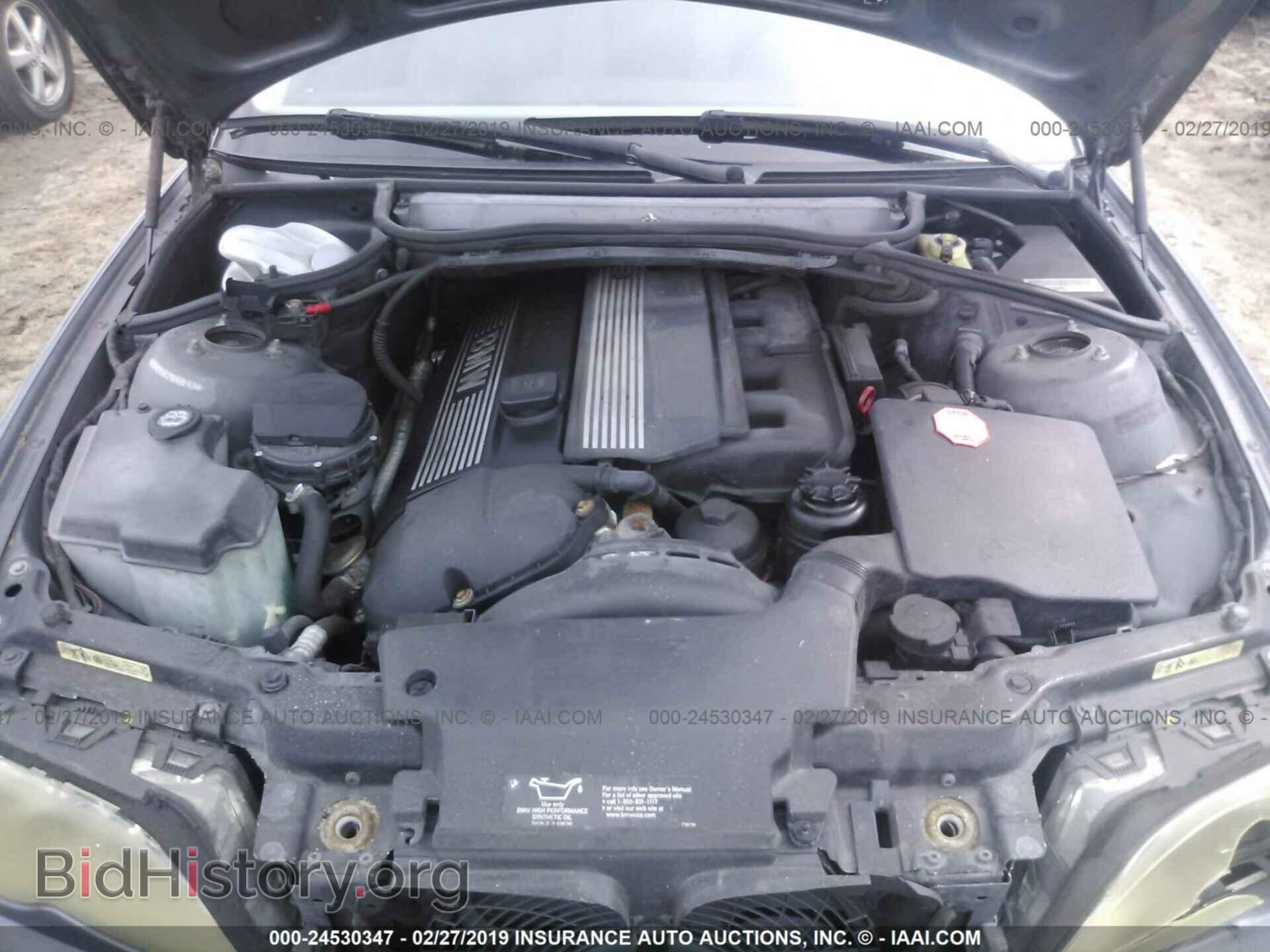 2003 BMW 330 - VIN: WBAEV53473KM25143 - Фото 10
