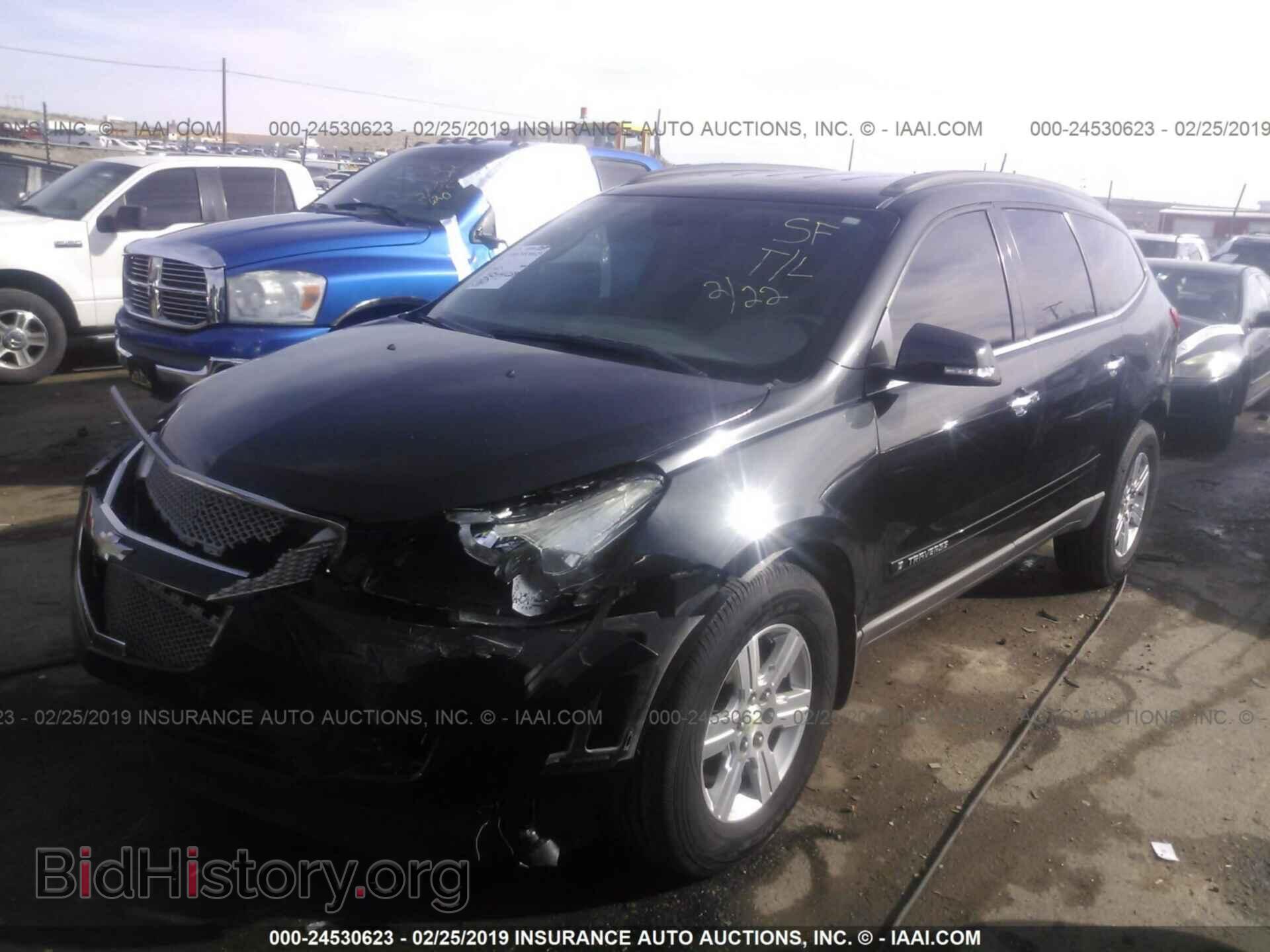 2009 CHEVROLET TRAVERSE - VIN: 1GNER23D79S130114 - Фото 2