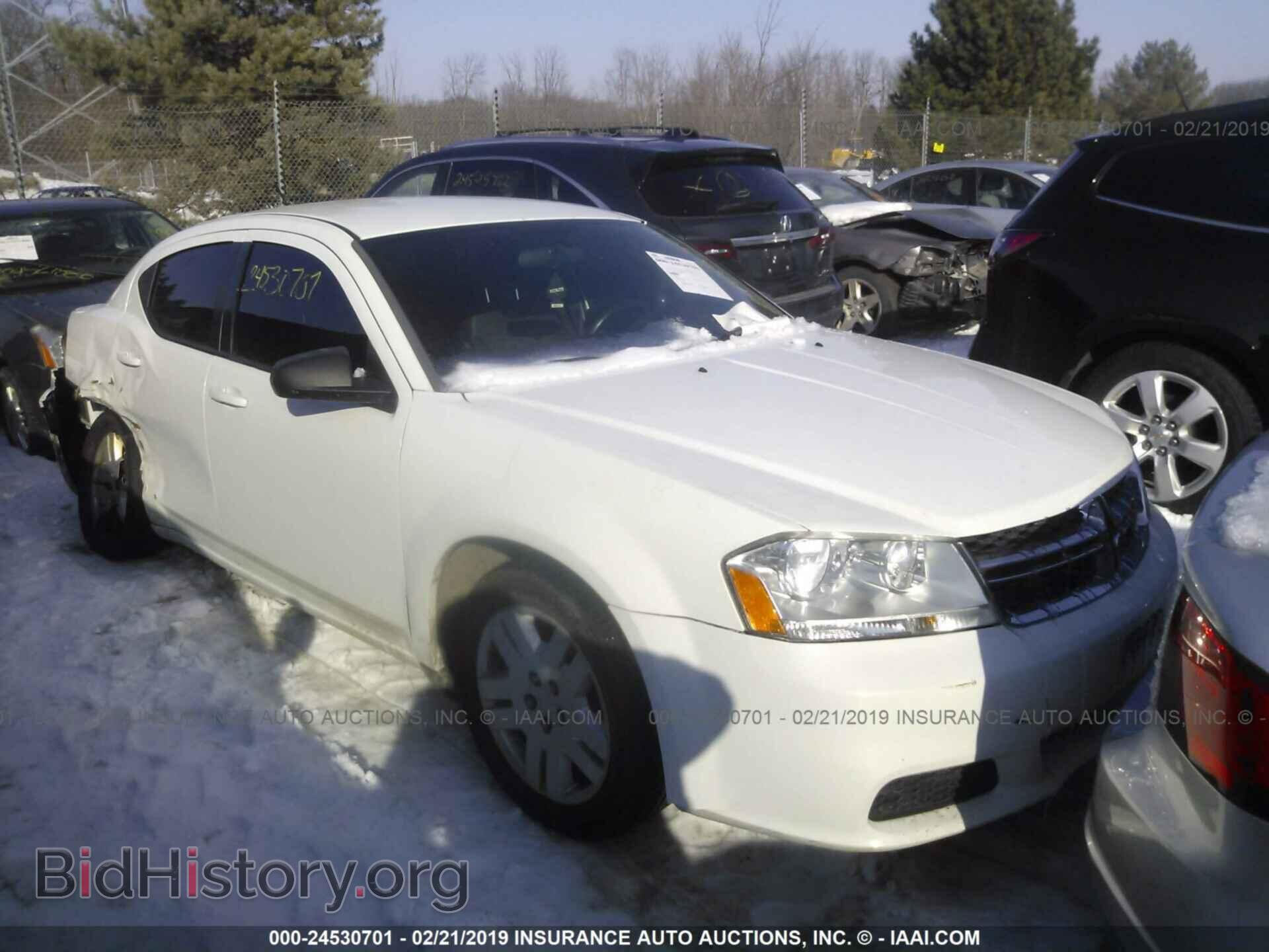 Фотография 1B3BD4FBXBN579390 - DODGE AVENGER 2011