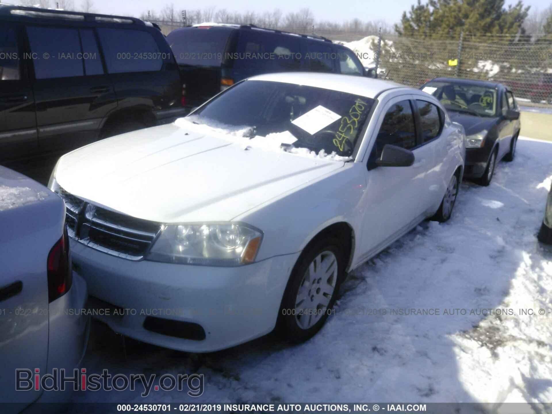 2011 DODGE AVENGER - VIN: 1B3BD4FBXBN579390 - Фото 2