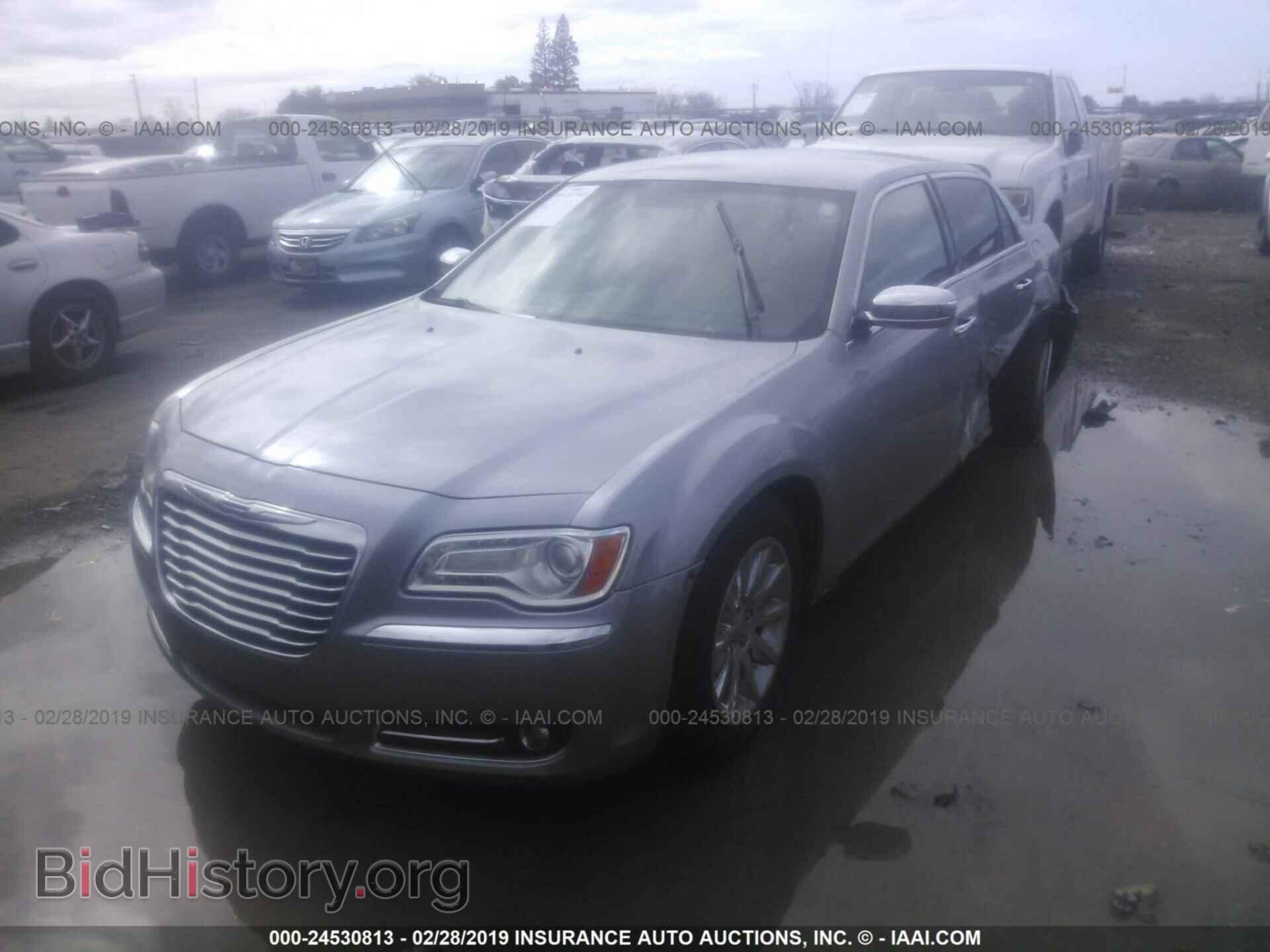 2013 CHRYSLER 300C - VIN: 2C3CCAEG2DH620676 - Фото 2