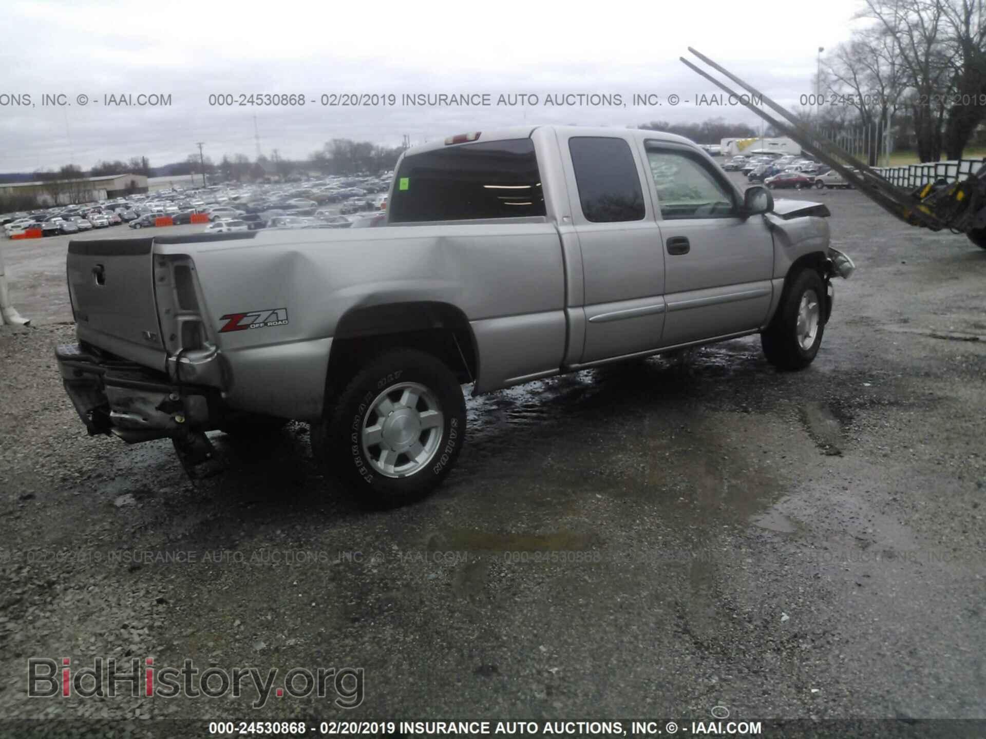 2005 GMC NEW SIERRA - VIN: 2GTEK19B351300704 - Фото 4