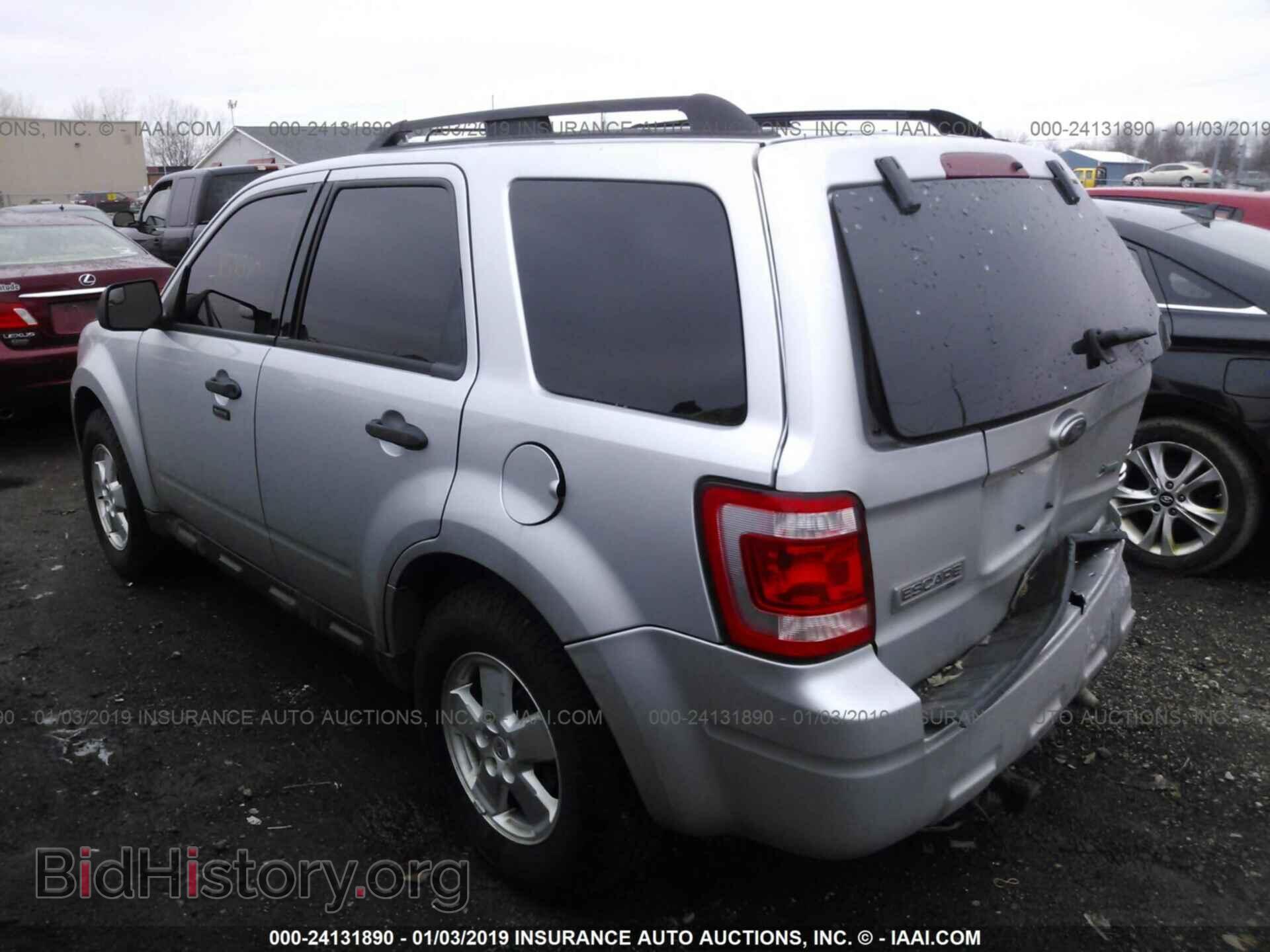 2011 FORD ESCAPE - VIN: 1FMCU9DG1BKA15137 - Фото 3