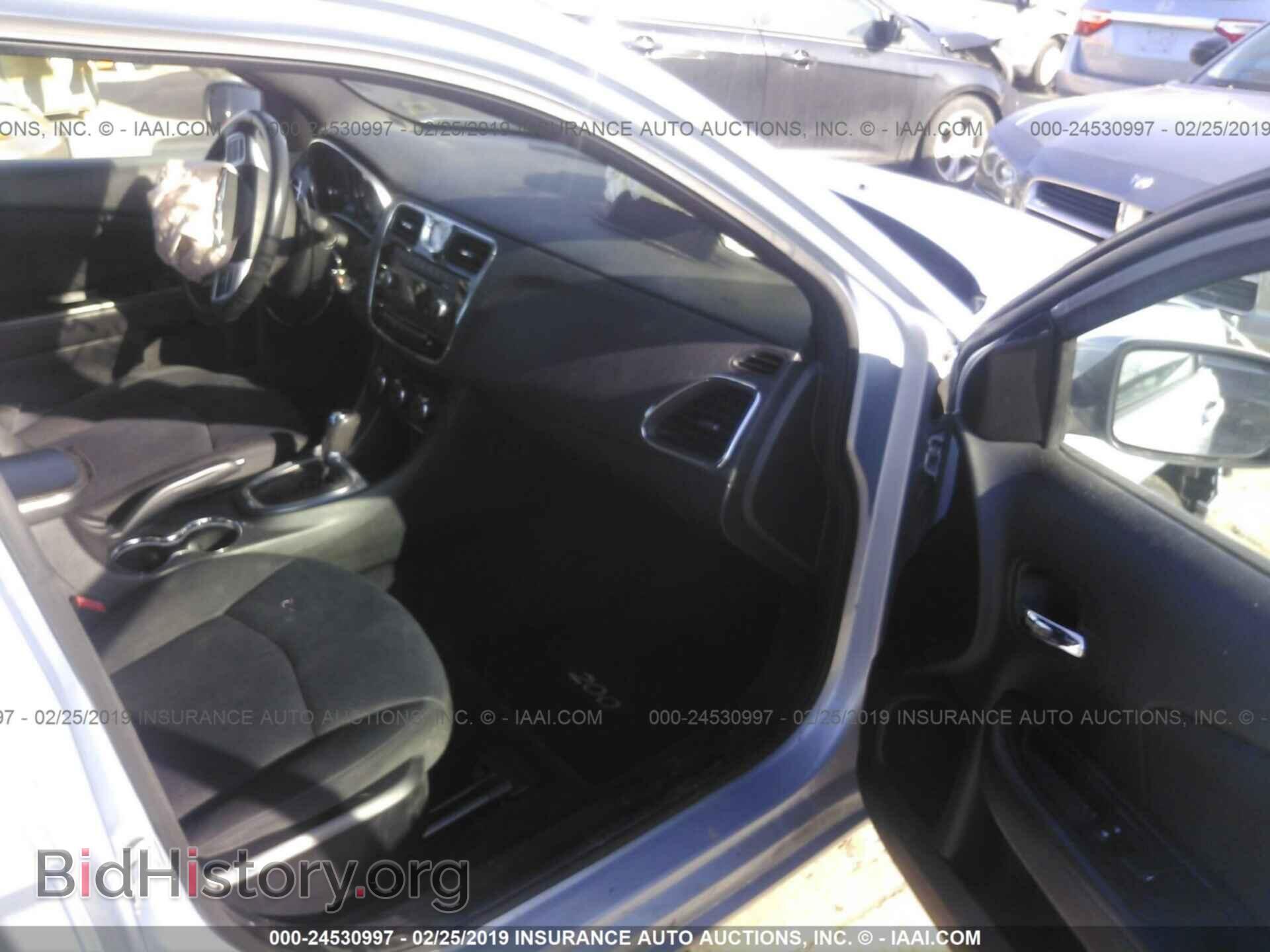 2013 CHRYSLER 200 - VIN: 1C3CCBBB6DN694818 - Photo 5