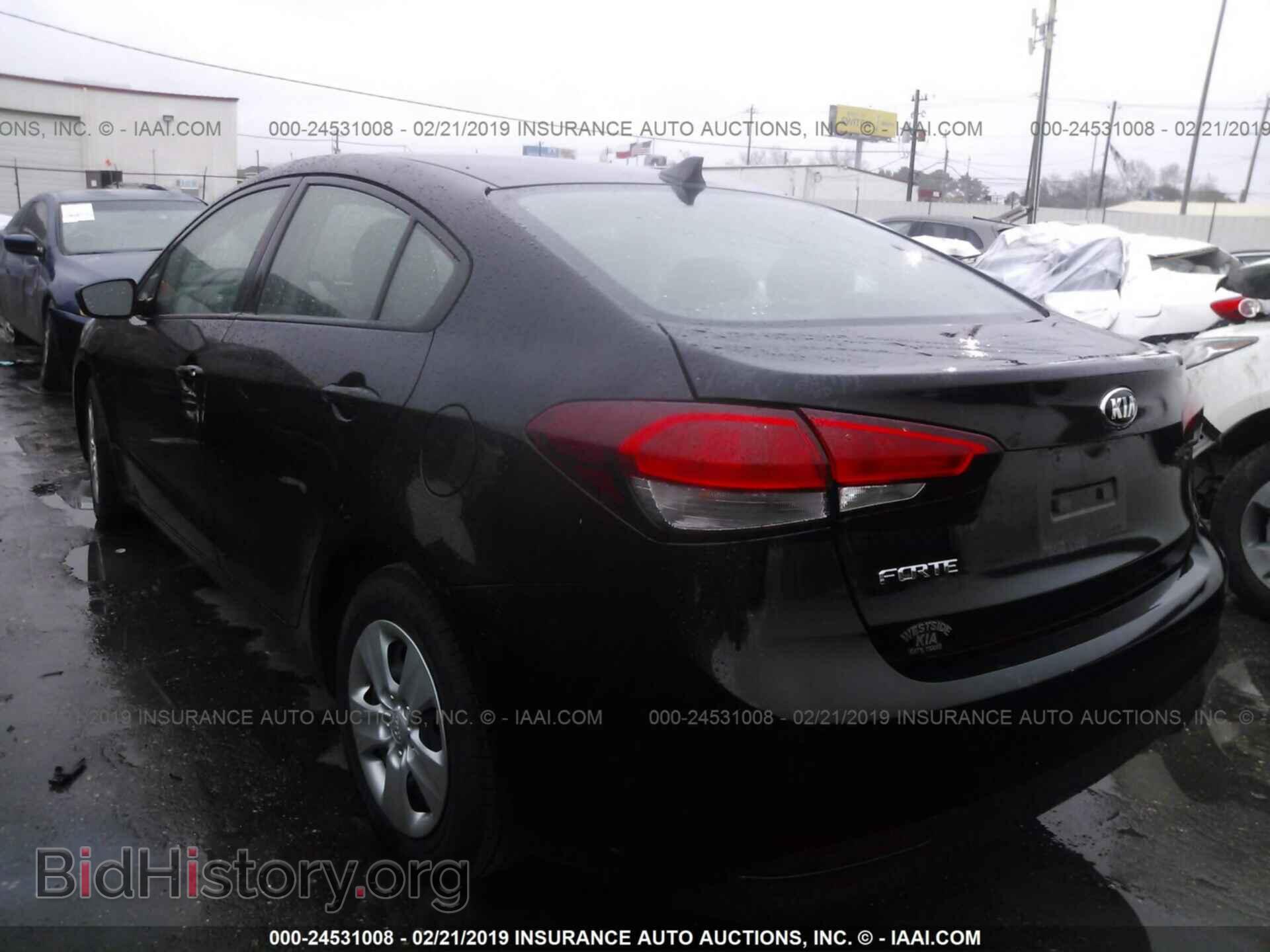 2017 KIA FORTE - VIN: 3KPFK4A73HE097138 - Фото 3