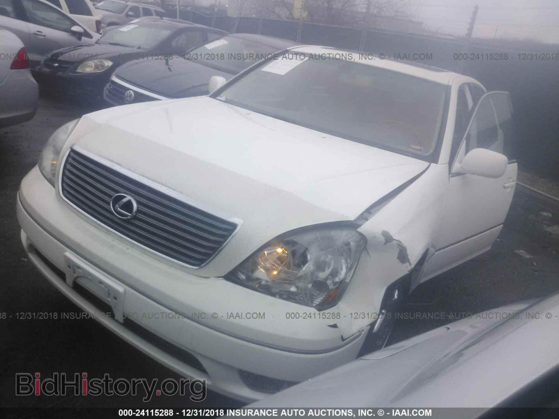 2002 LEXUS LS - VIN: JTHBN30F220075266 - Photo 2