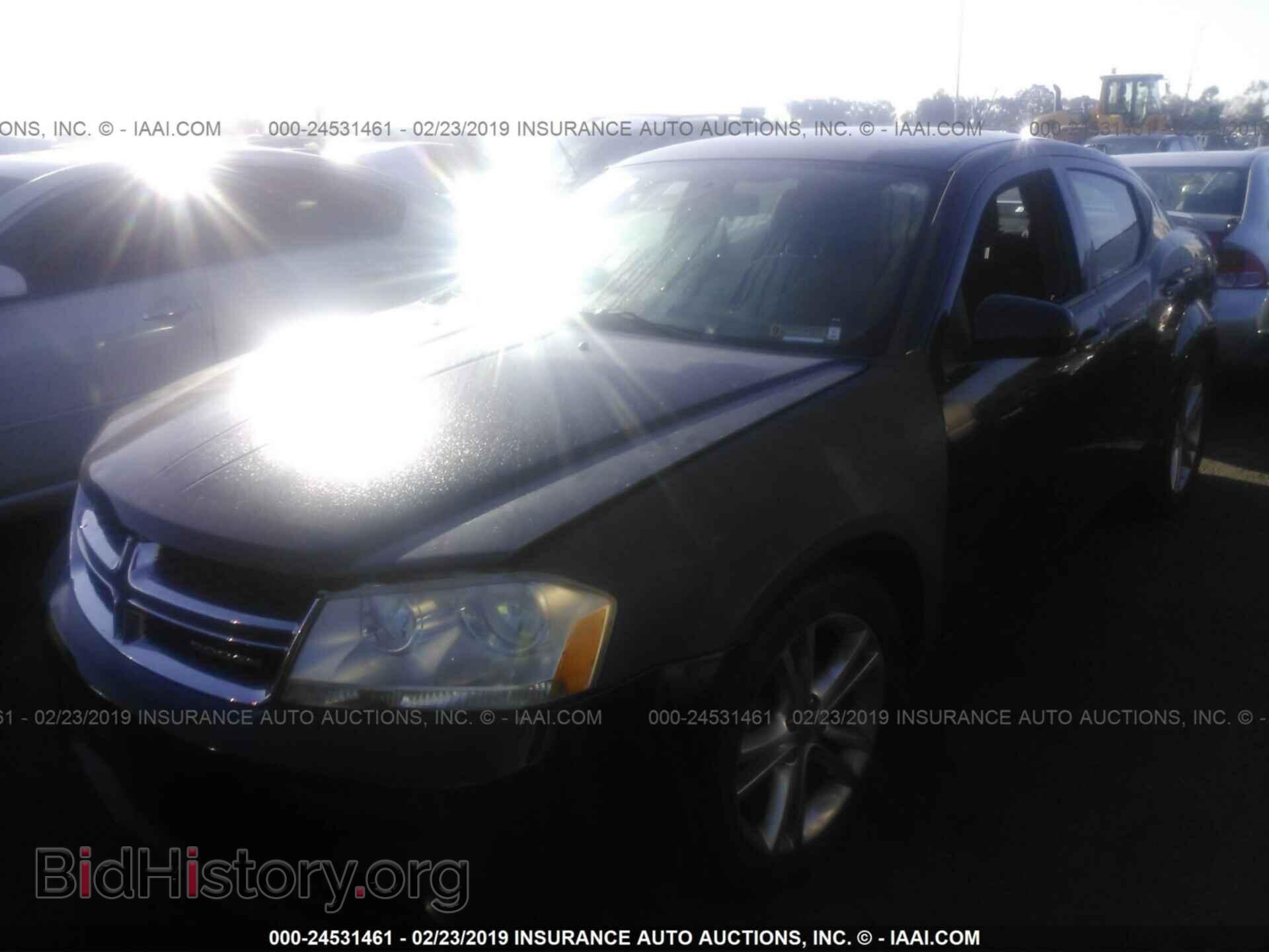 2011 DODGE AVENGER - VIN: 1B3BD1FG1BN513854 - Фото 2