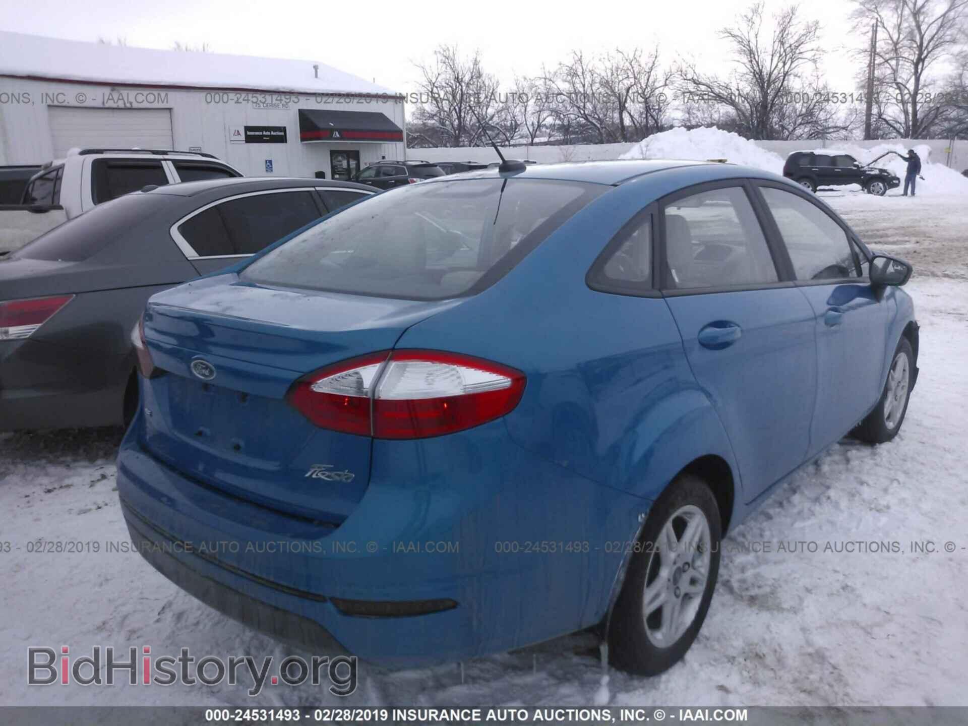 2017 FORD FIESTA - VIN: 3FADP4BJ3HM159930 - Фото 4