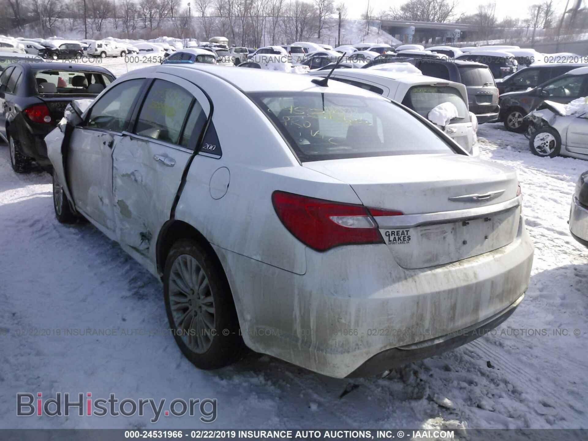 2012 CHRYSLER 200 - VIN: 1C3CCBCGXCN211470 - Фото 3