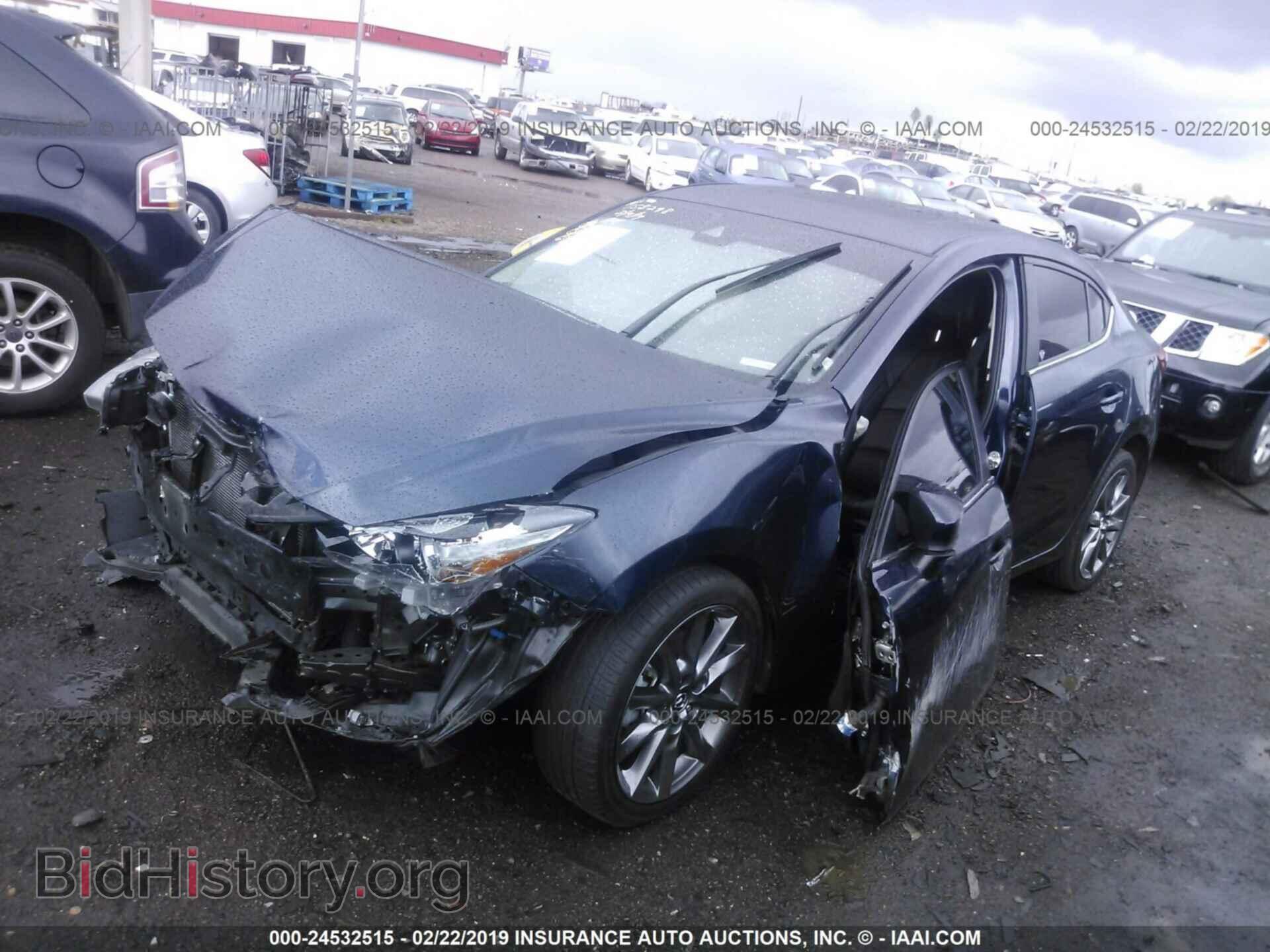 2018 MAZDA 3 - VIN: 3MZBN1V35JM167968 - Фото 2