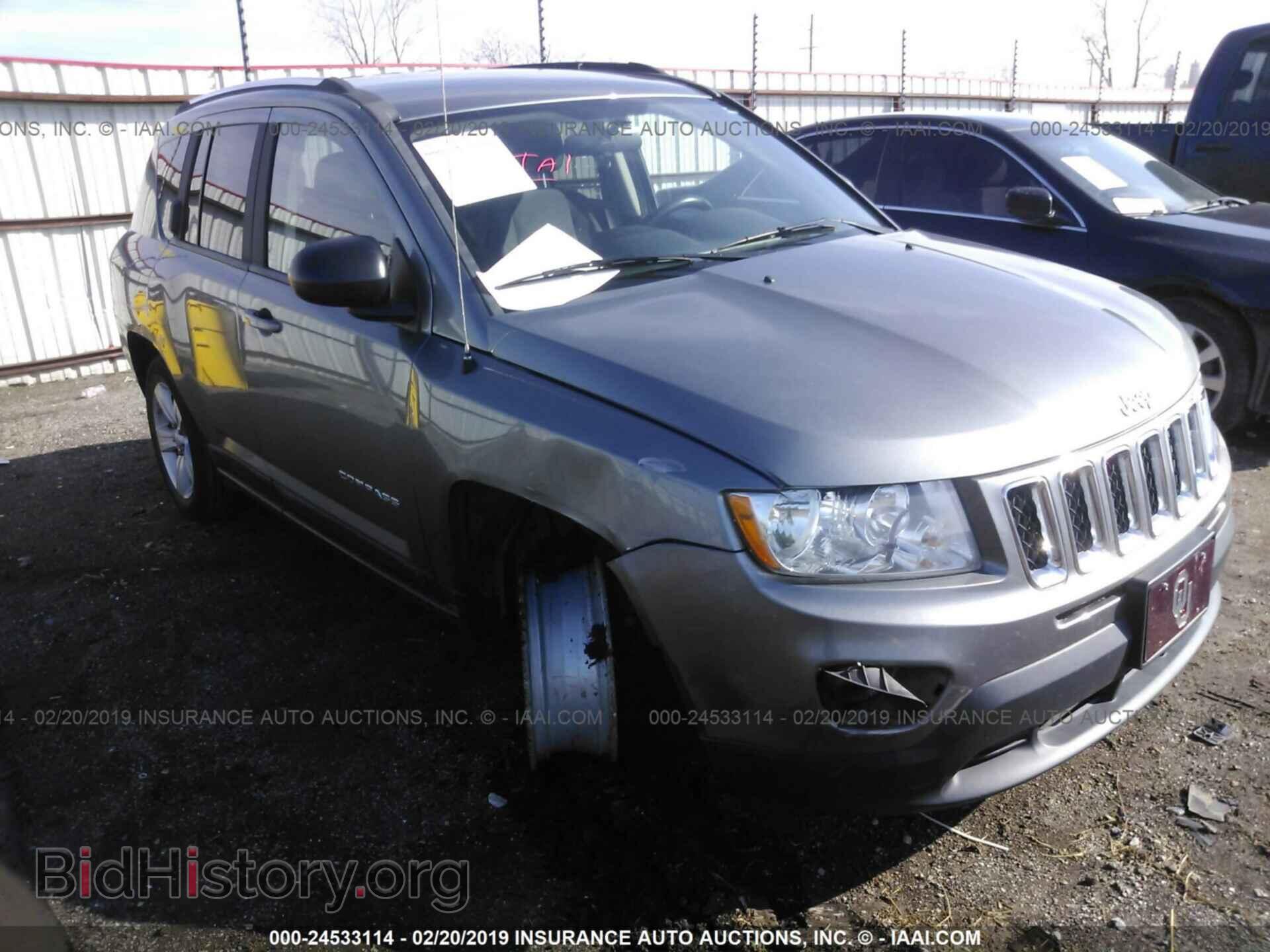 Фотография 1J4NF1FB2BD250610 - JEEP COMPASS 2011