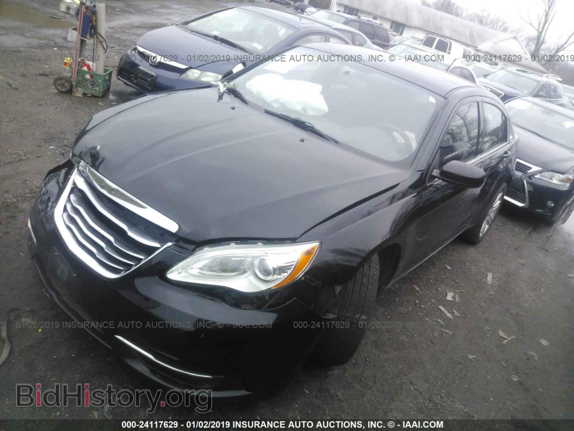 2012 CHRYSLER 200 - VIN: 1C3CCBBG3CN306017 - Фото 2