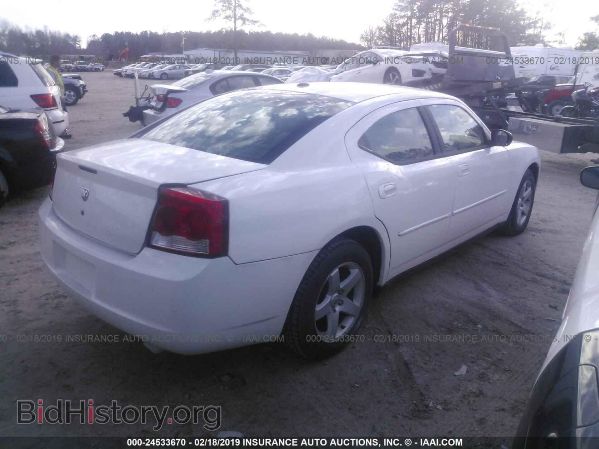 2010 DODGE CHARGER - VIN: 2B3CA3CV7AH118063 - Фото 4