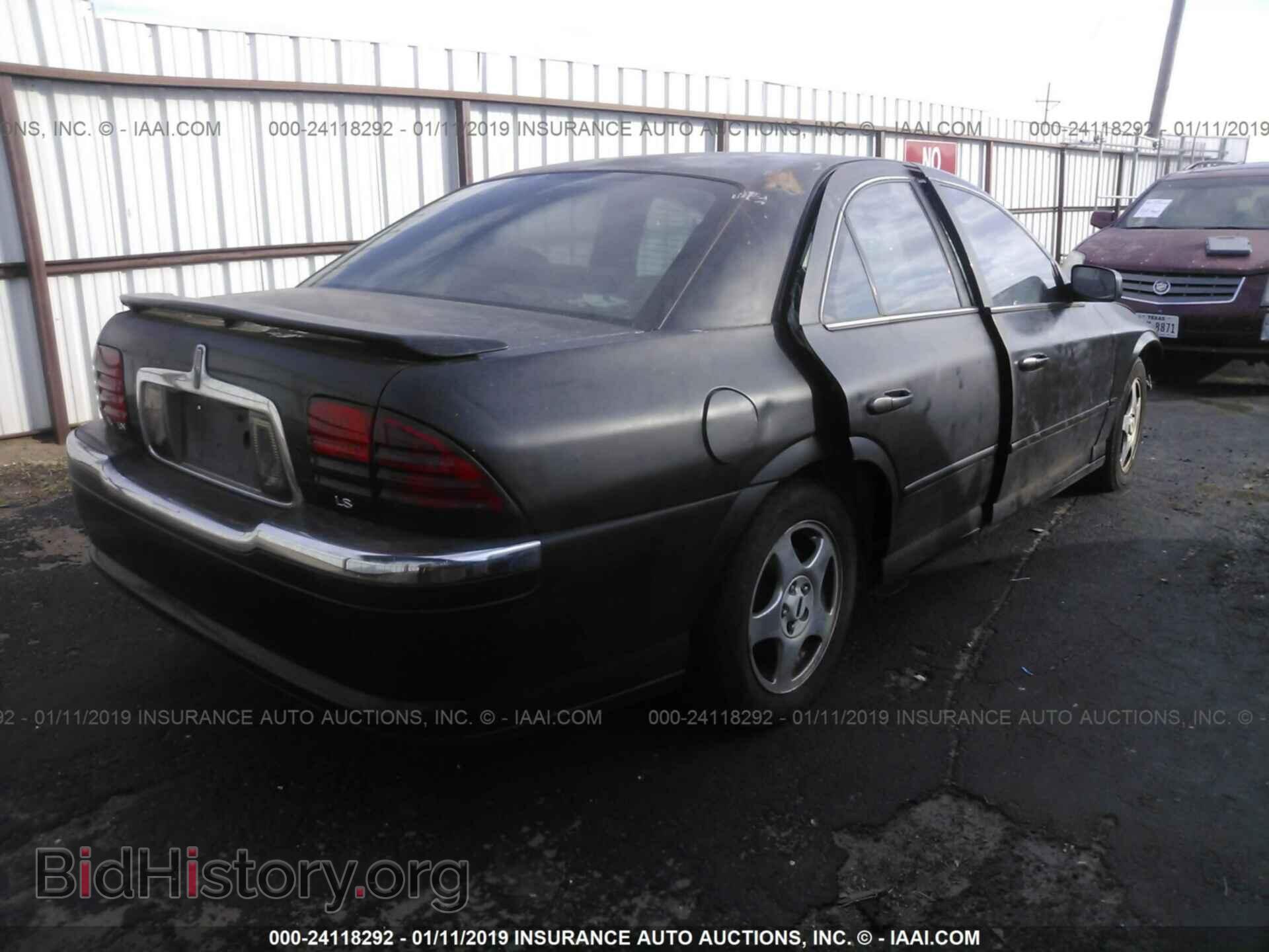 2001 LINCOLN LS - VIN: 1LNHM86S81Y708347 - Photo 4