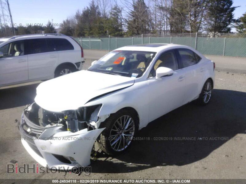 2014 Lexus IS (VIN JTHBF1D21E5002017) — photo 2 of 10