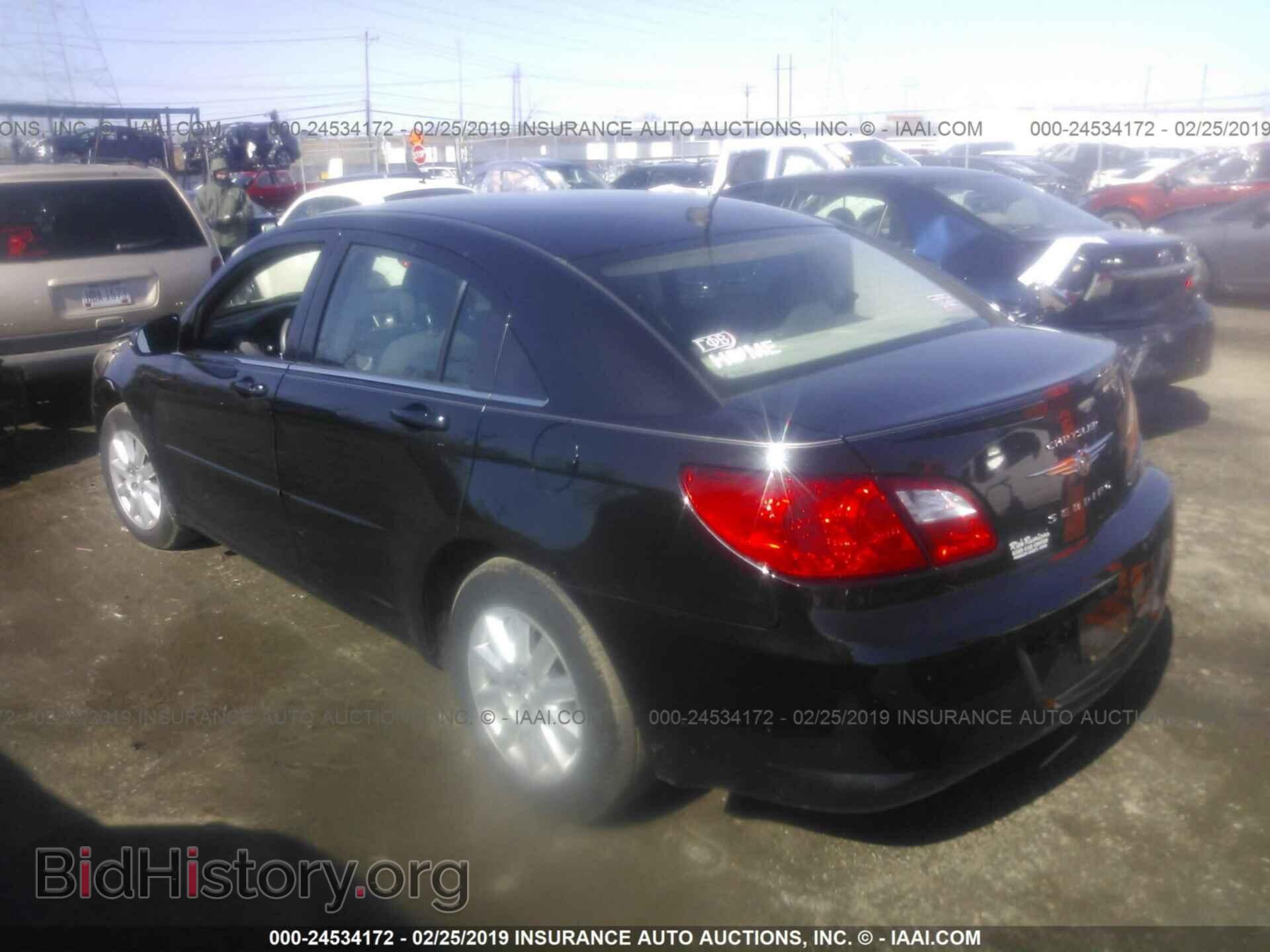 2010 CHRYSLER SEBRING - VIN: 1C3CC4FB2AN169370 - Фото 3