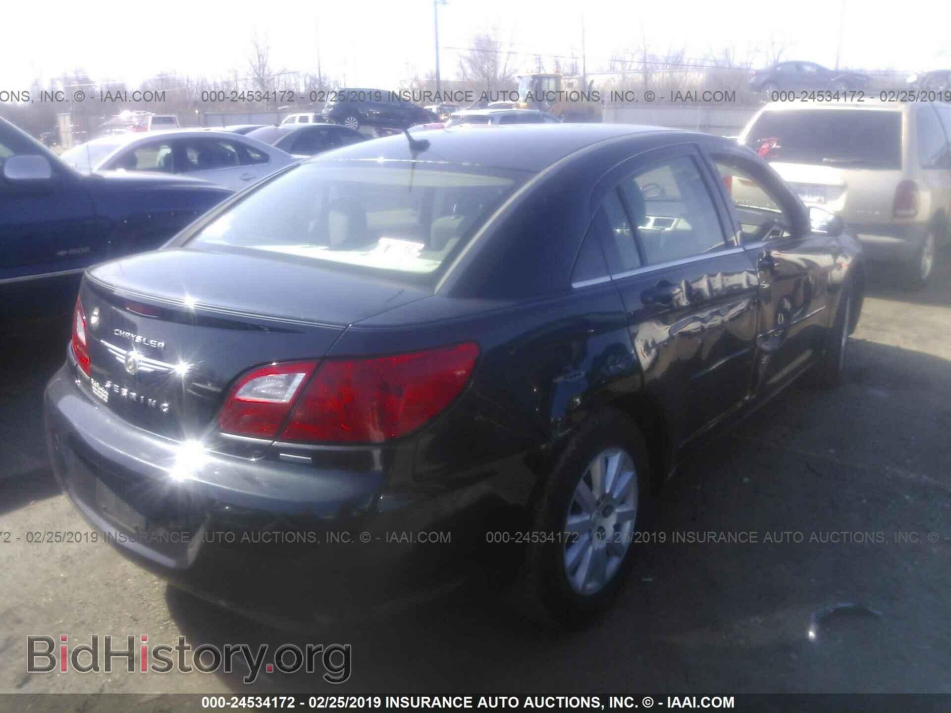 2010 CHRYSLER SEBRING - VIN: 1C3CC4FB2AN169370 - Фото 4