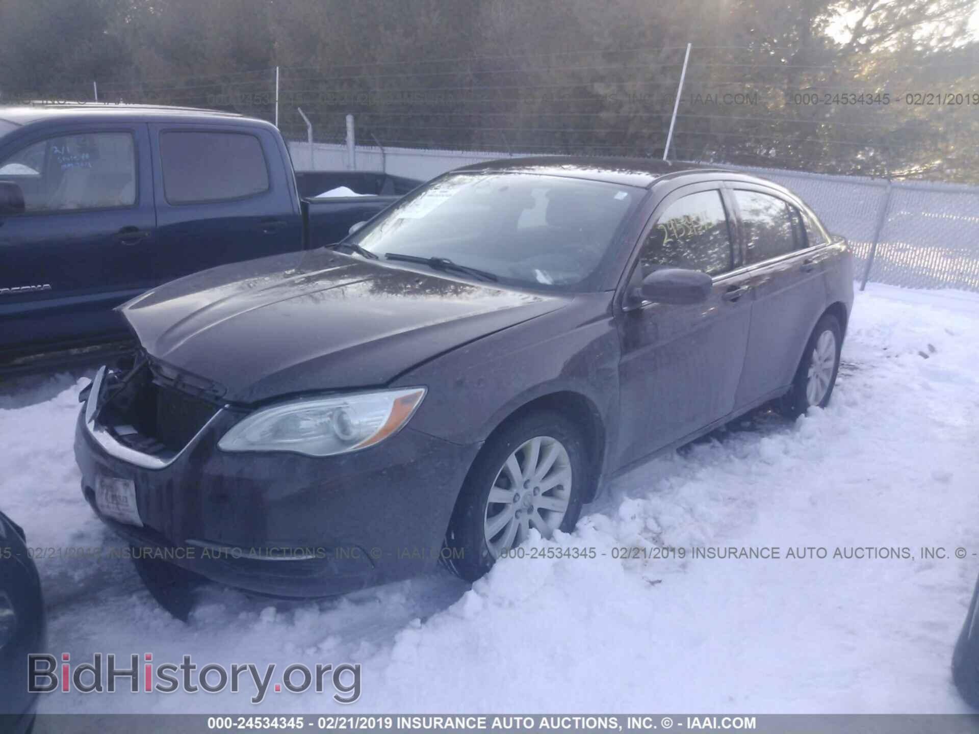 2013 CHRYSLER 200 - VIN: 1C3CCBBB3DN727824 - Фото 2
