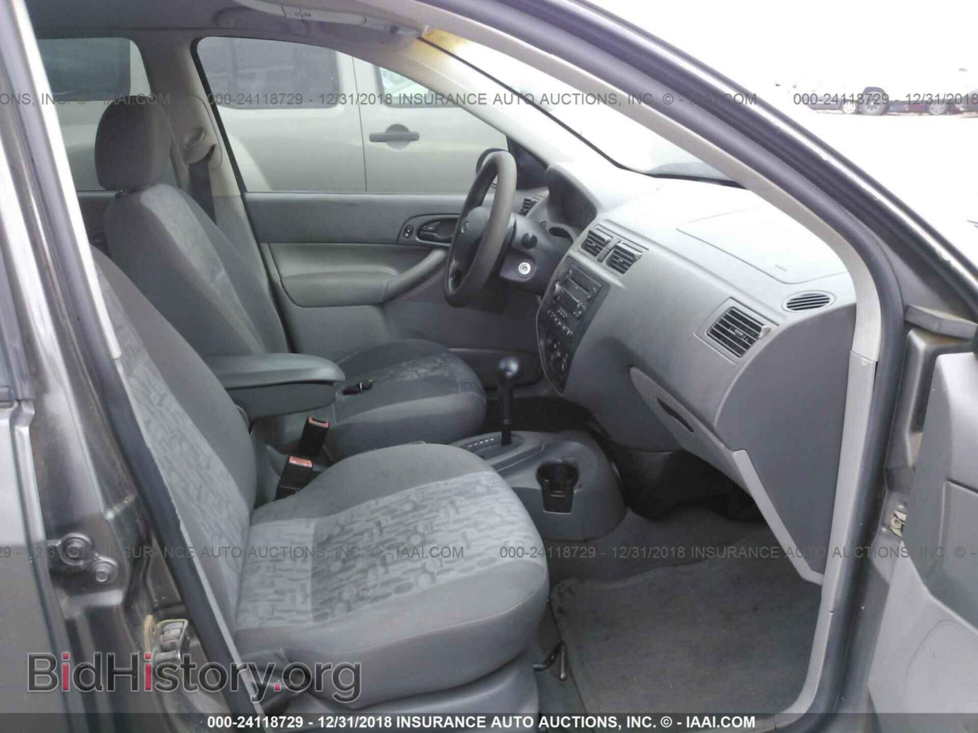 2005 FORD FOCUS - VIN: 1FAFP34N35W310960 - Фото 5