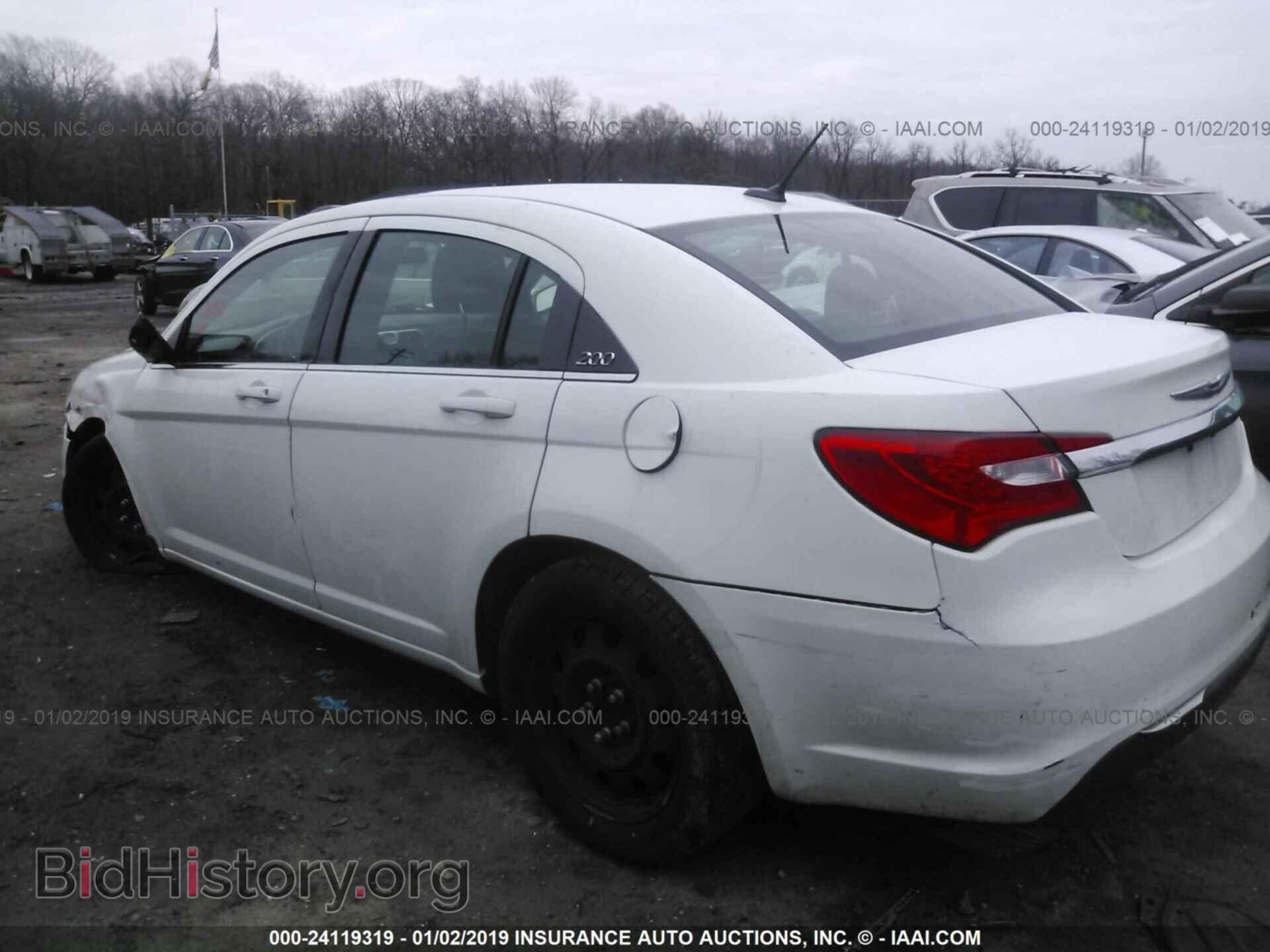 2011 CHRYSLER 200 - VIN: 1C3BC4FB2BN566834 - Photo 3