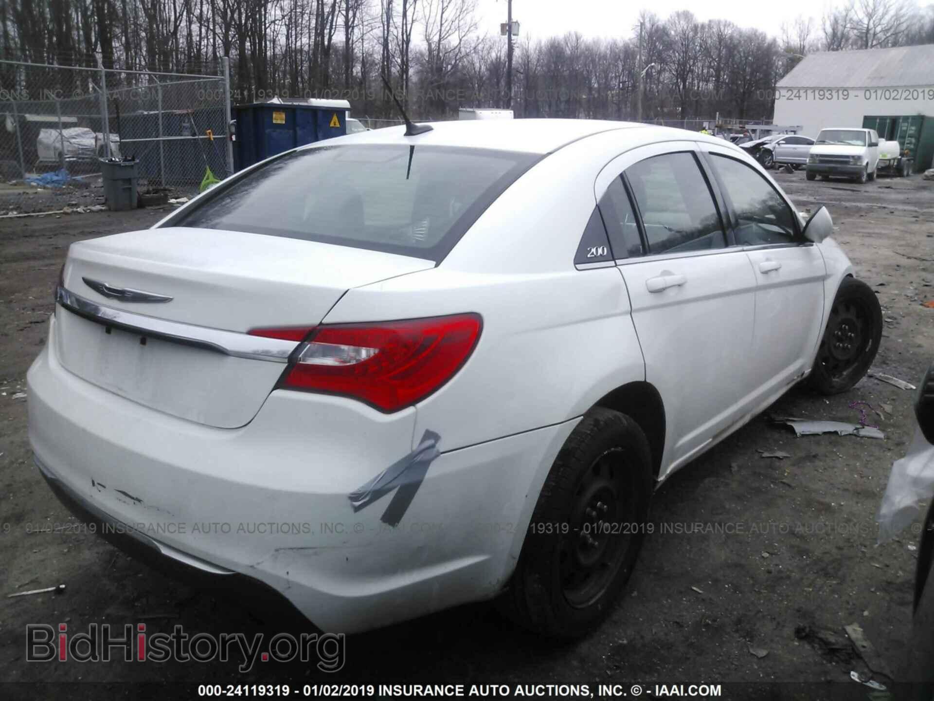 2011 CHRYSLER 200 - VIN: 1C3BC4FB2BN566834 - Photo 4